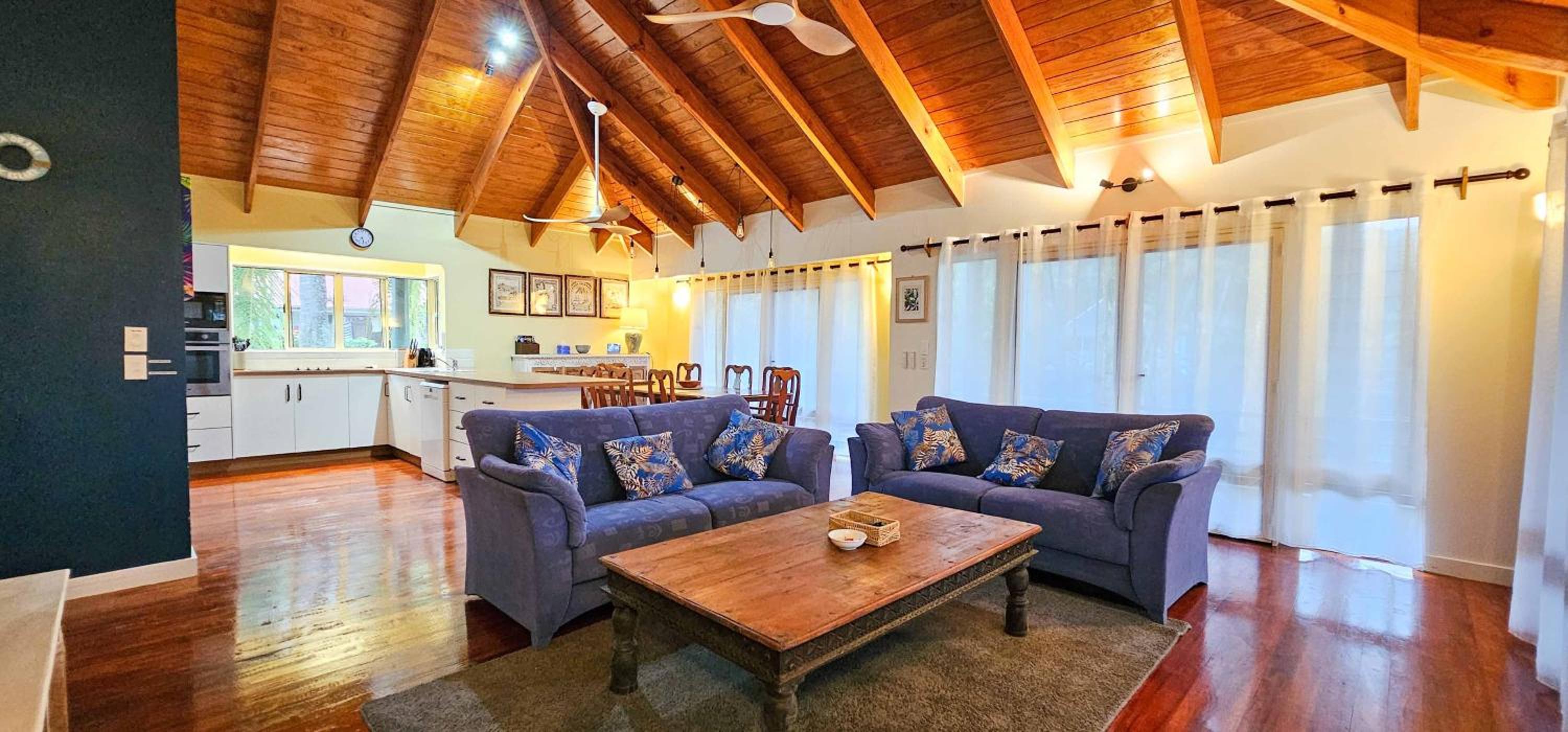 Tipani Lodge - Free and Unlimited Wifi
