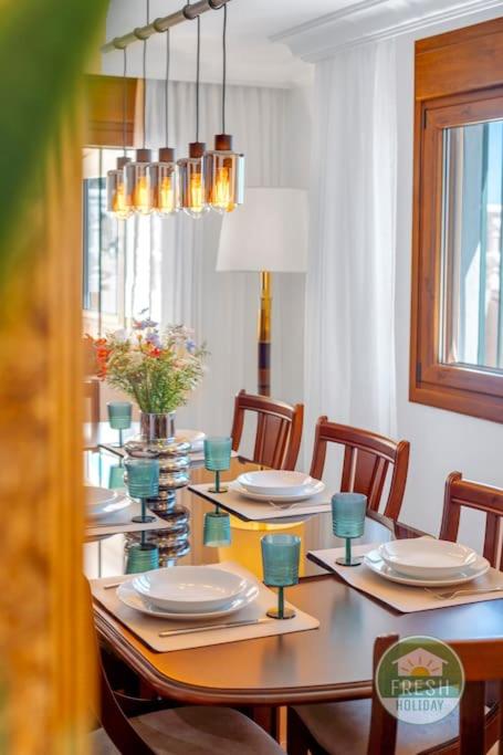 Casa Lilly | Spacious 6BR Villa Near Beach view 5