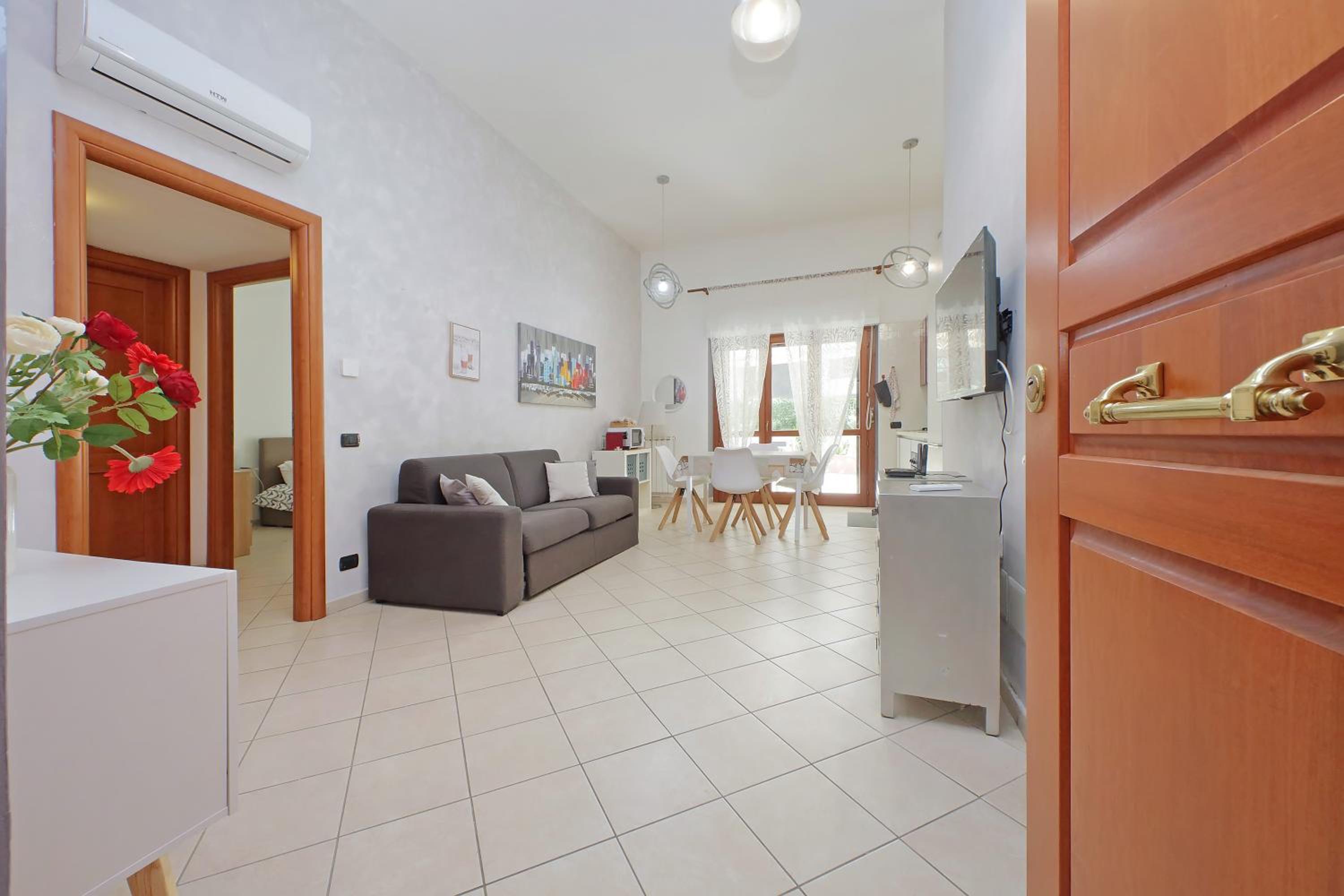 Brunelleschi House - Fiumicino Rome Airport and Fiera Roma 1 Train Stop
