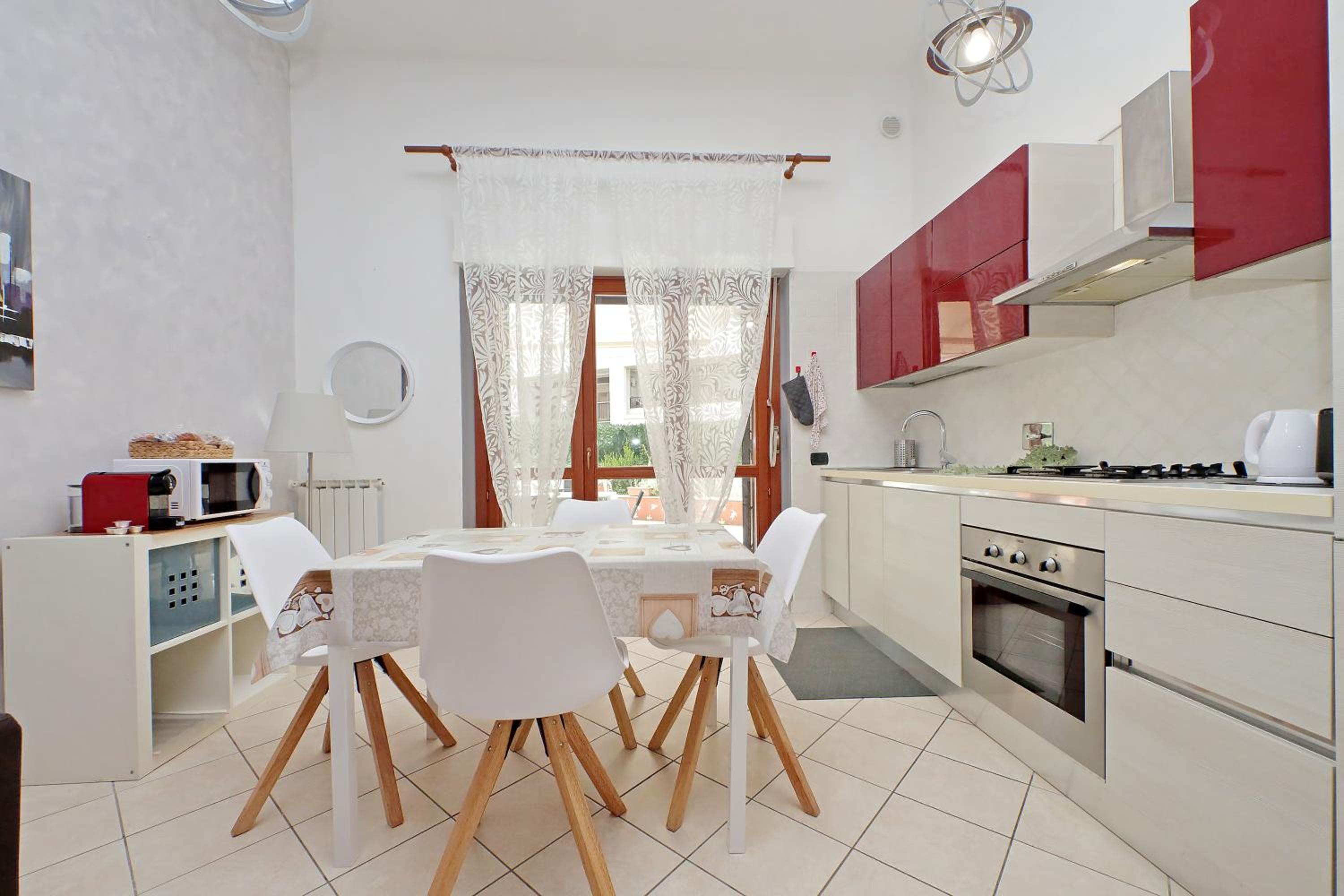 Brunelleschi House - Fiumicino Rome Airport and Fiera Roma 1 Train Stop