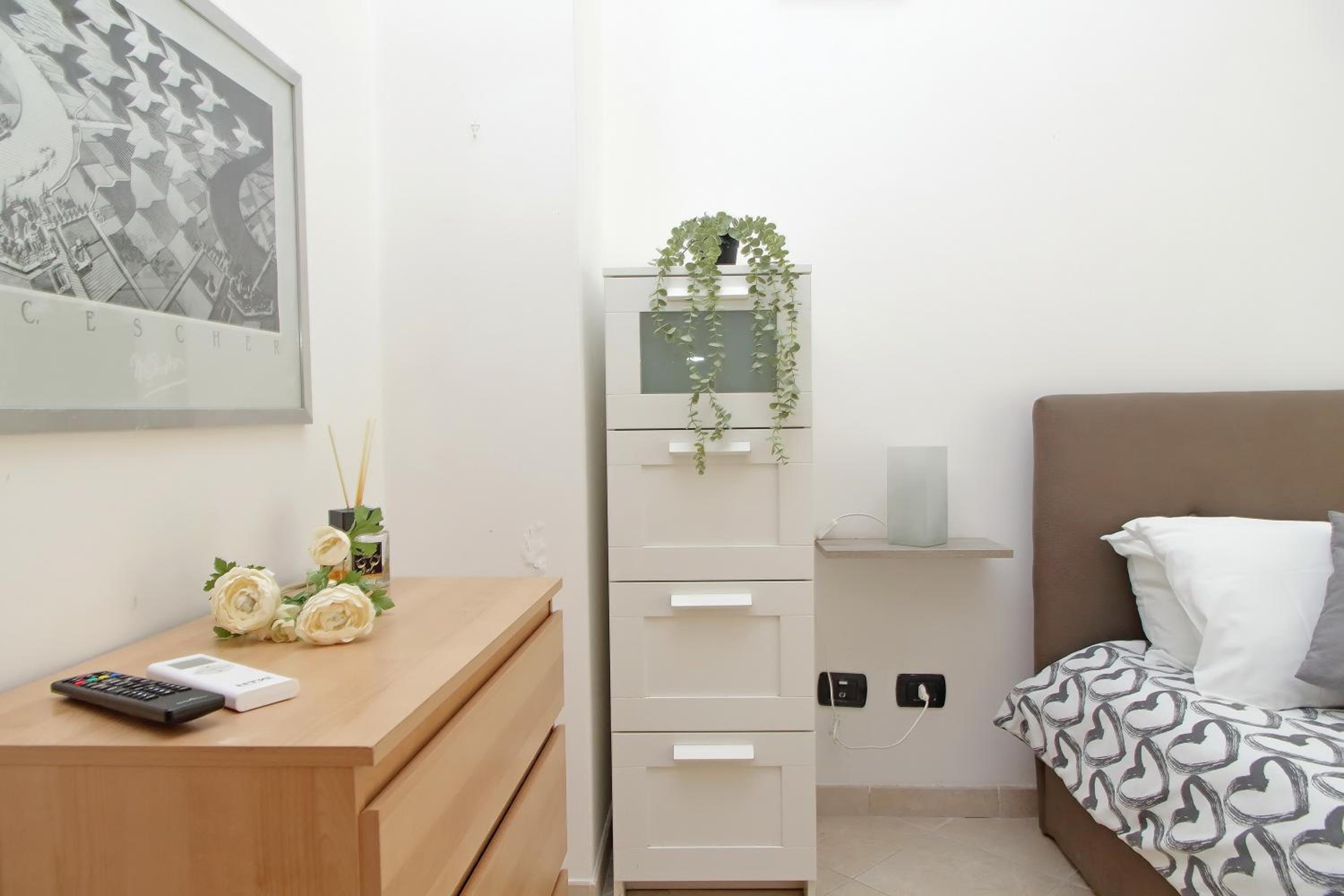 Brunelleschi House - Fiumicino Rome Airport and Fiera Roma 1 Train Stop