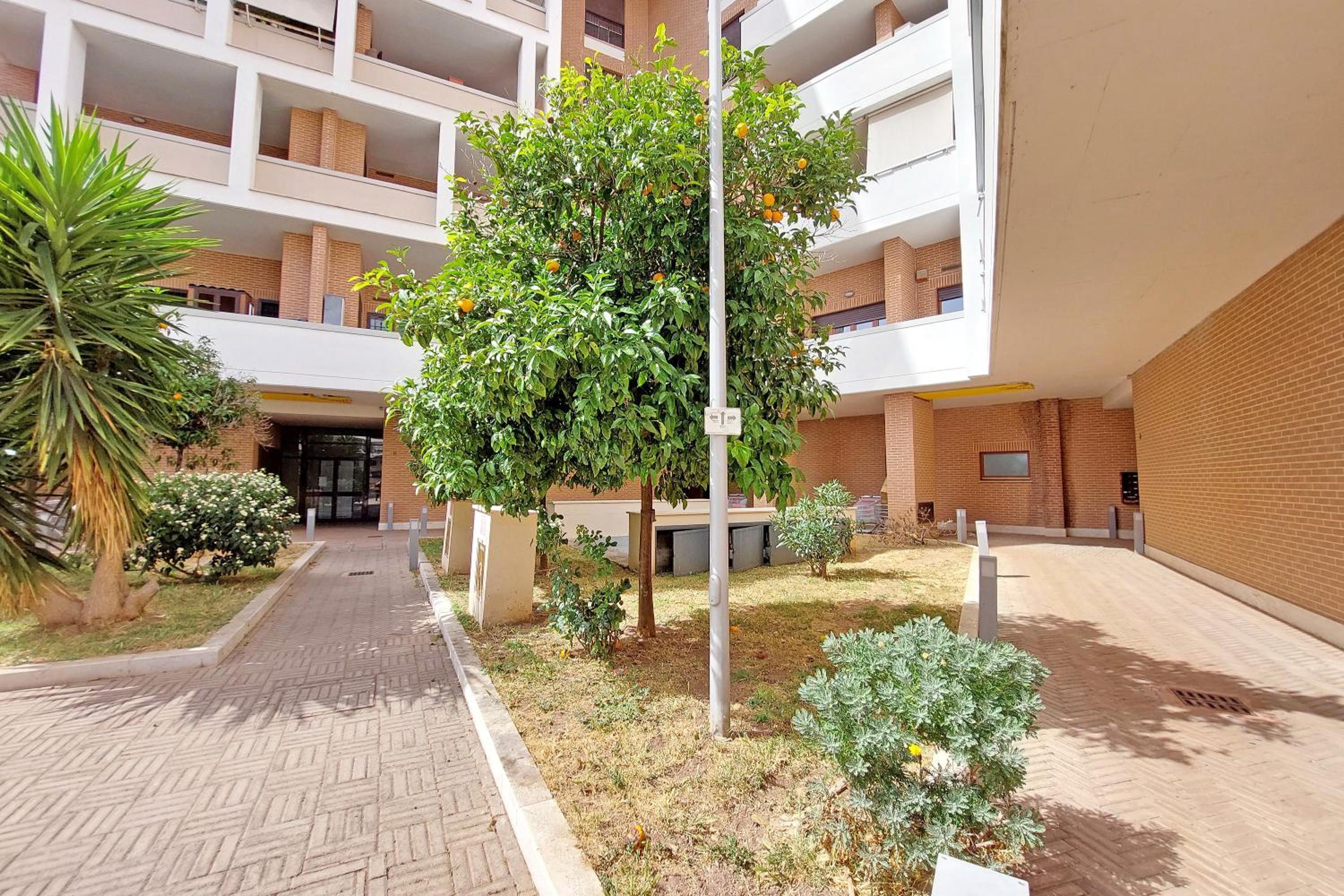 Brunelleschi House - Fiumicino Rome Airport and Fiera Roma 1 Train Stop