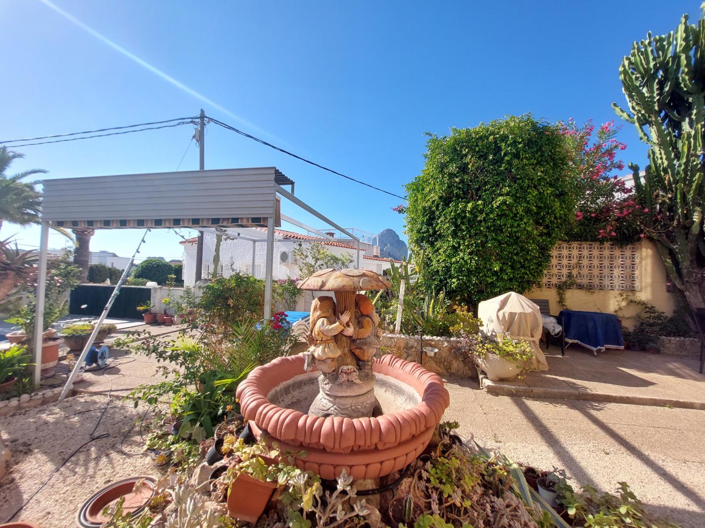 Chalet Los Almendros con piscina privada