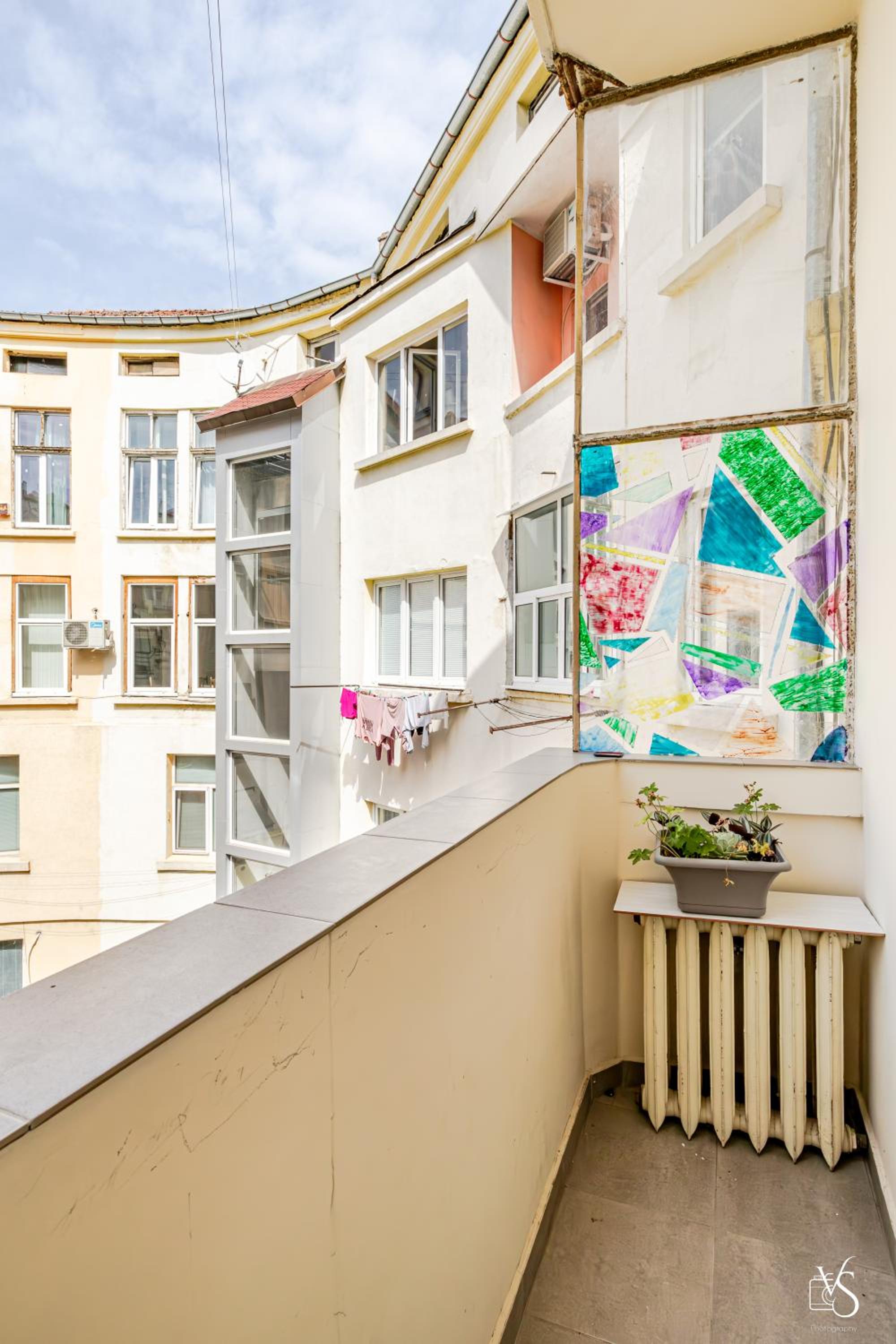 Luxury And Spacious Apartment at the Hearth of the City