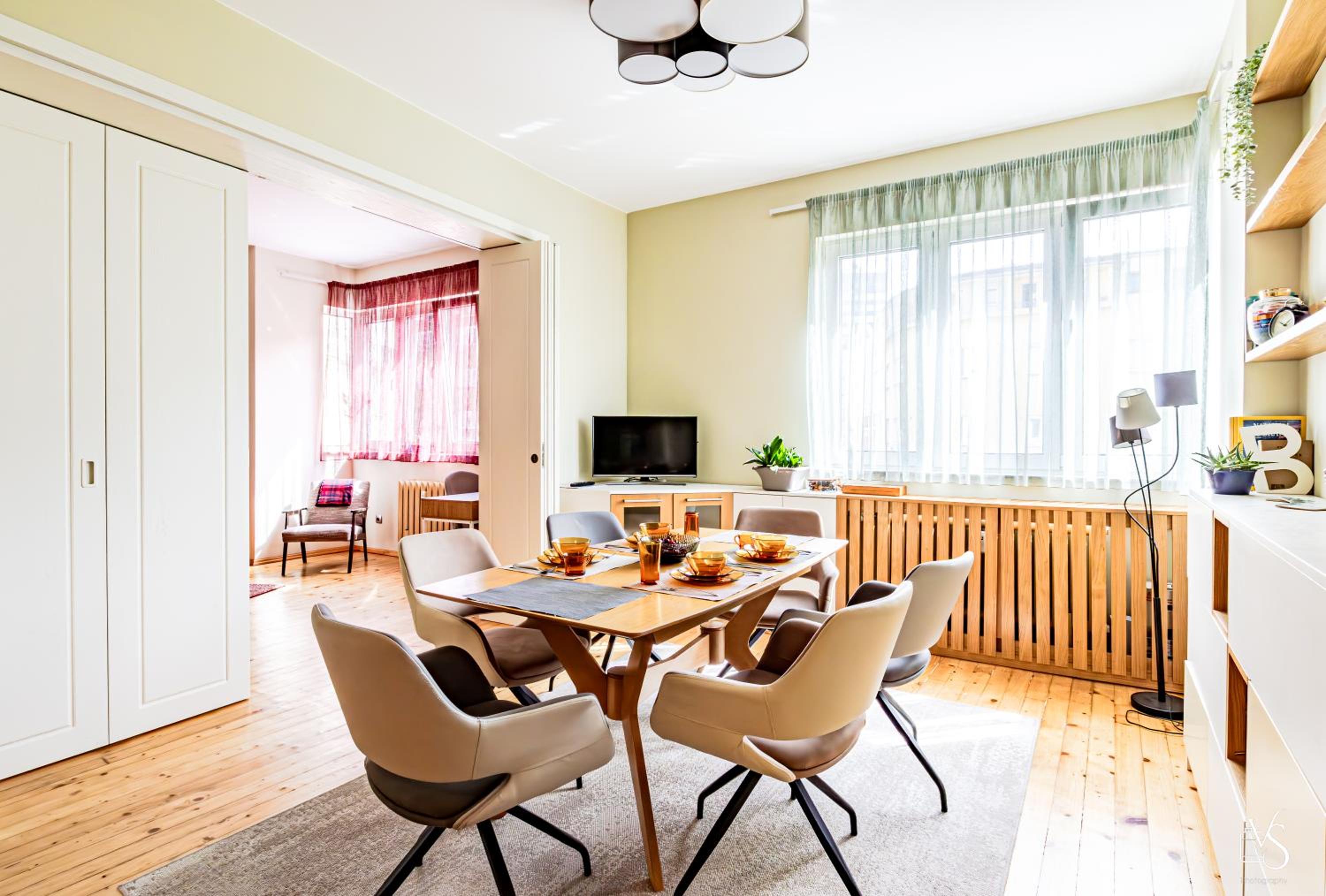 Luxury And Spacious Apartment at the Hearth of the City