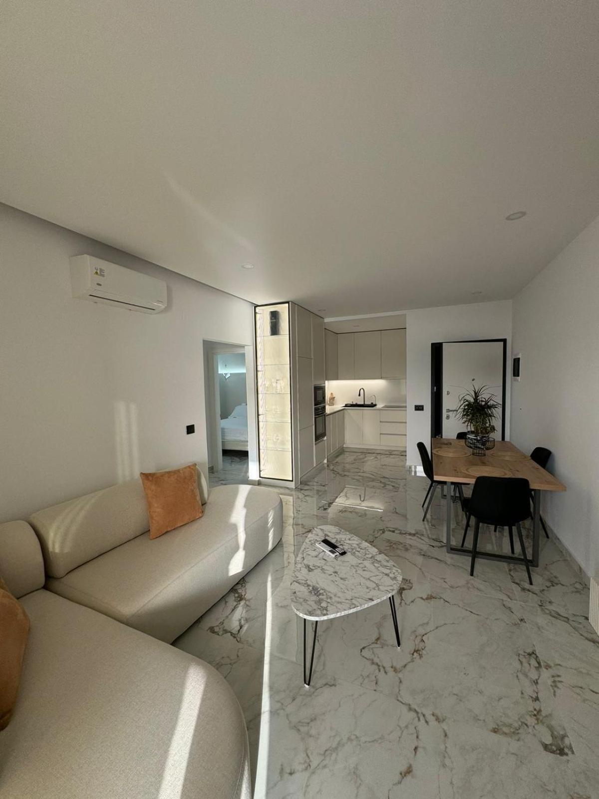 Luxury apartment sarande