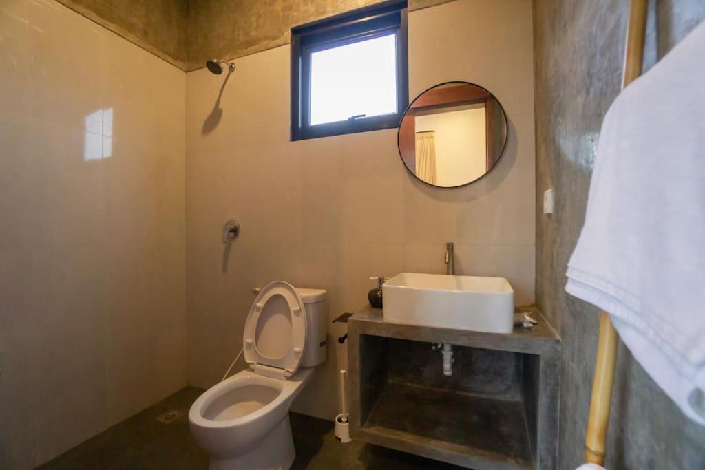 Photo 32