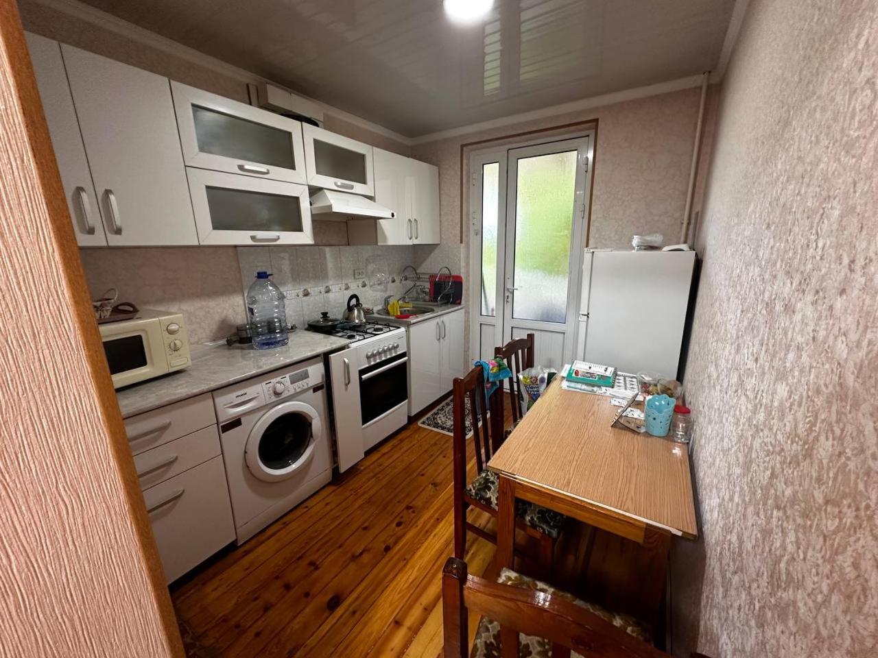 cozy apartment near the Kosmonavtov metro station view 5