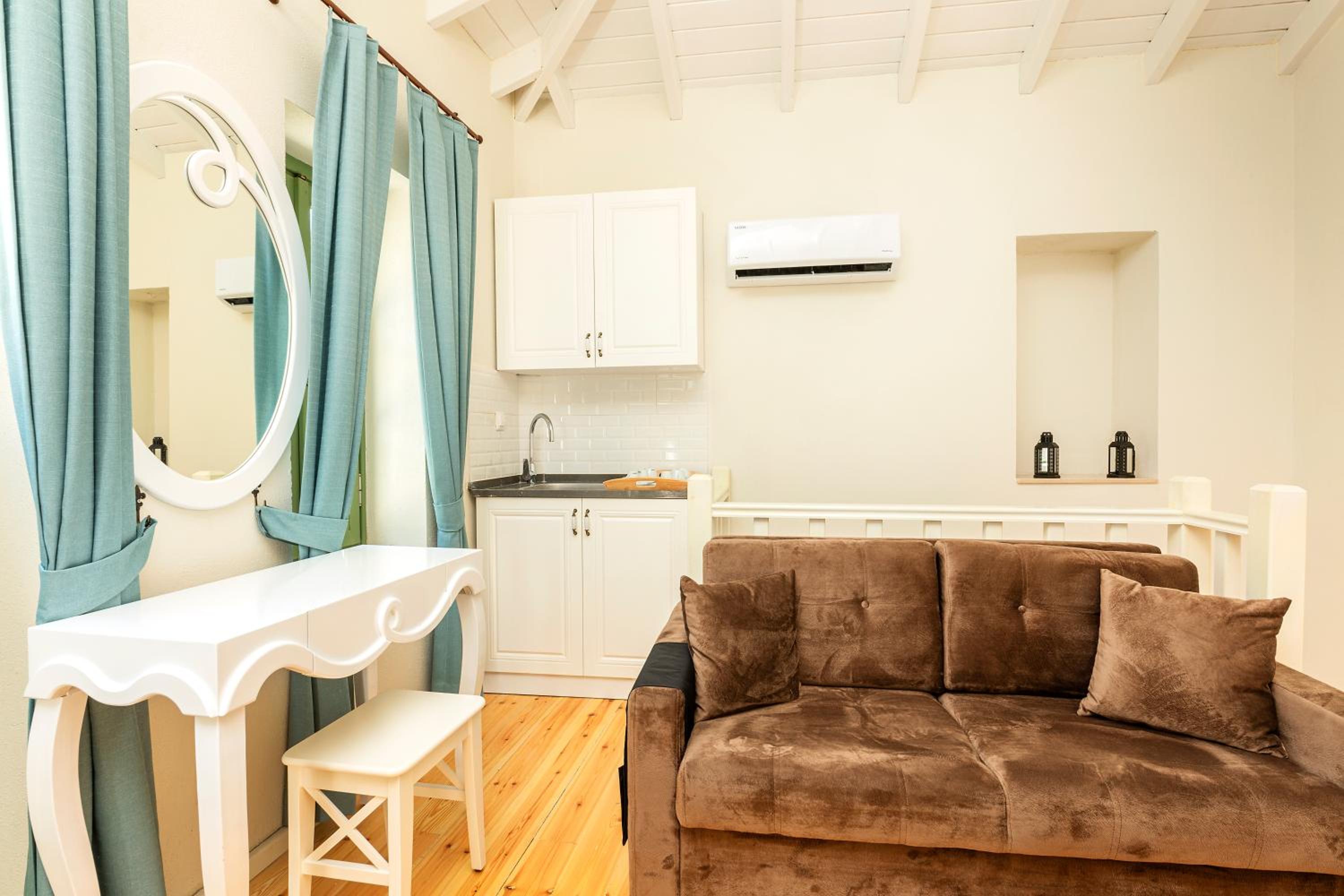 Mets Boutique Hotel - Image 59