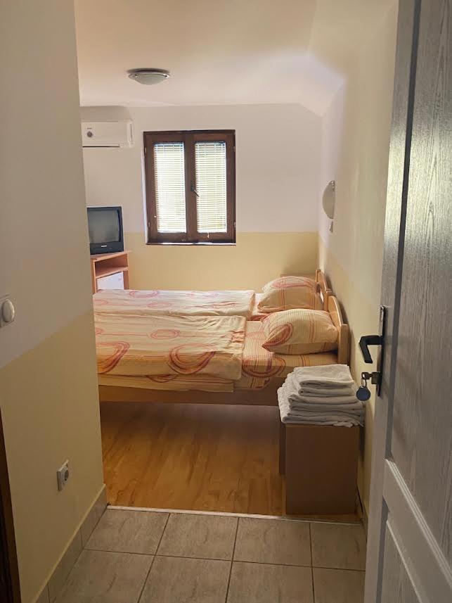 Photo 27