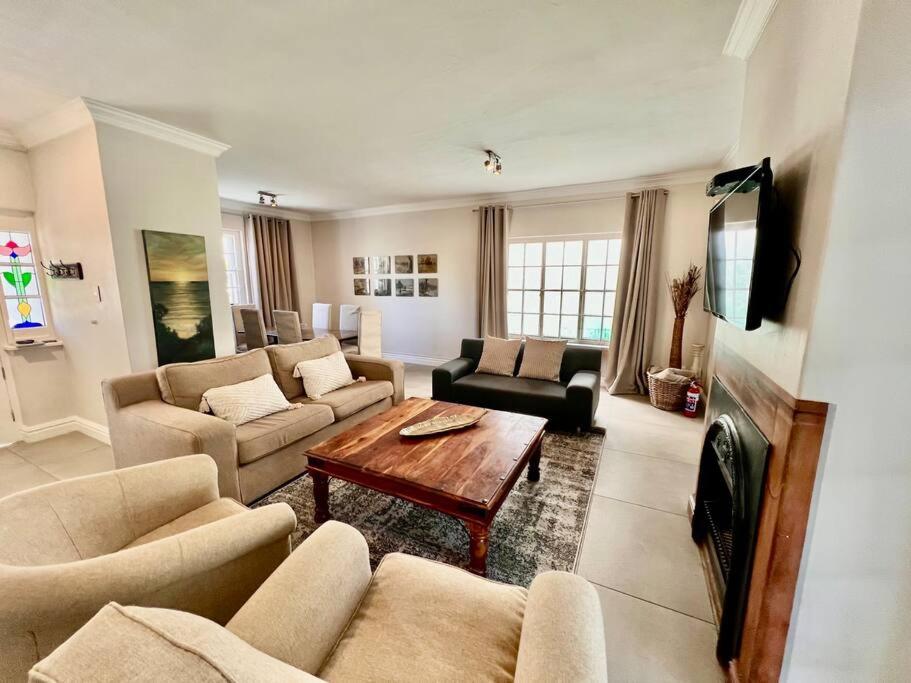 Anesta House view 3