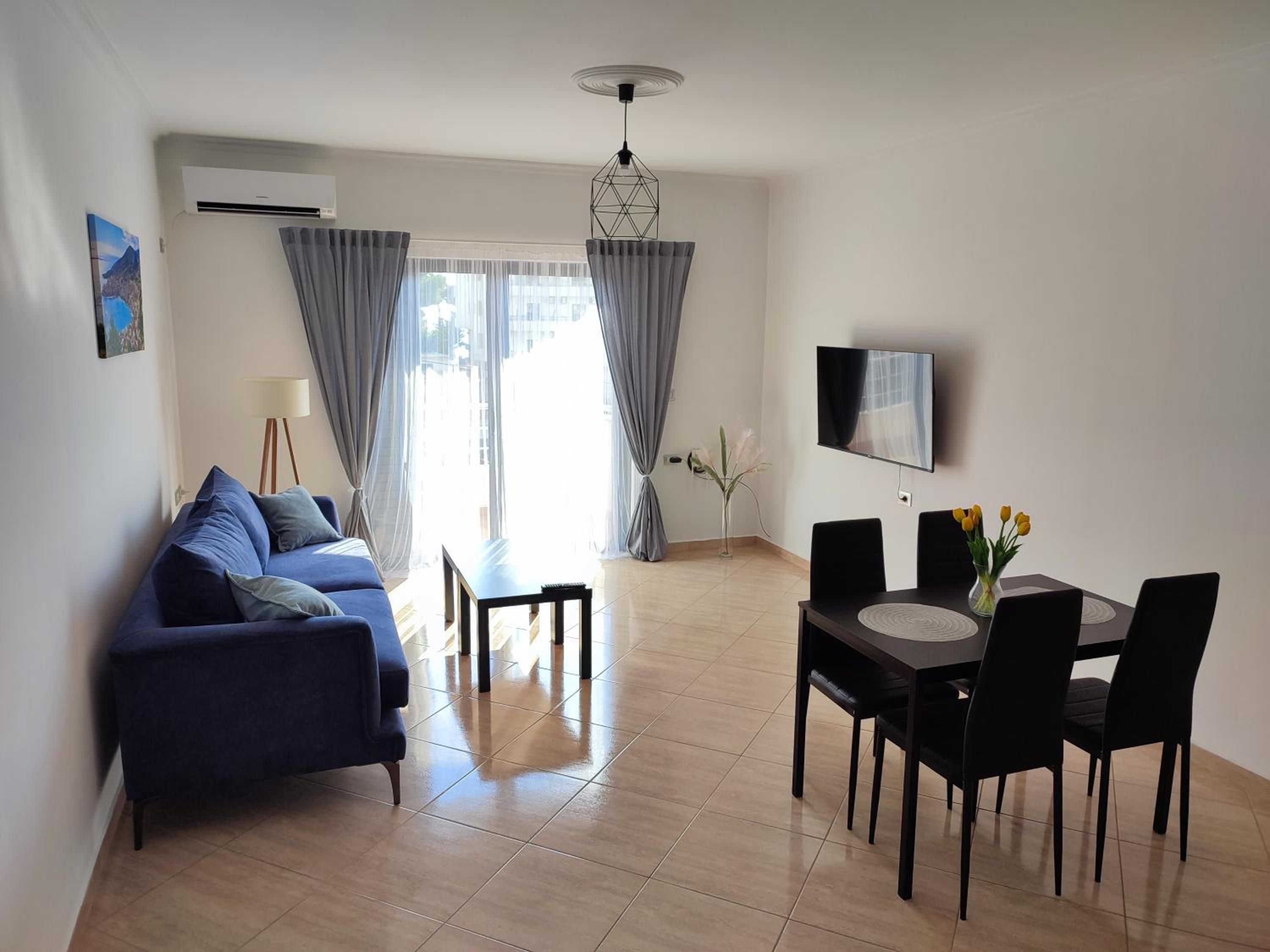 Yucca Apartment