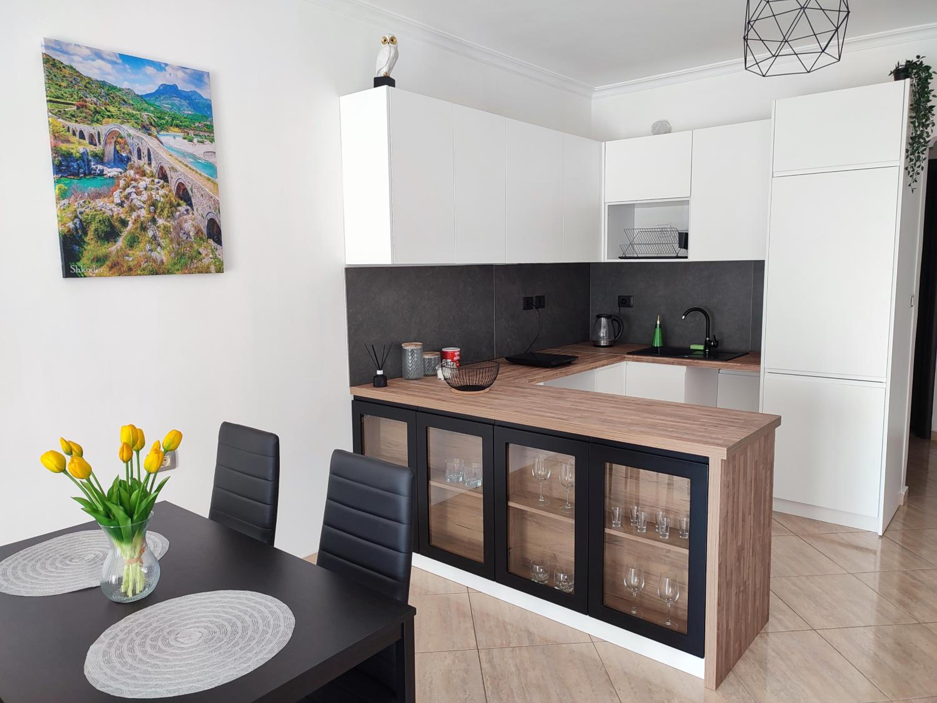 Yucca Apartment