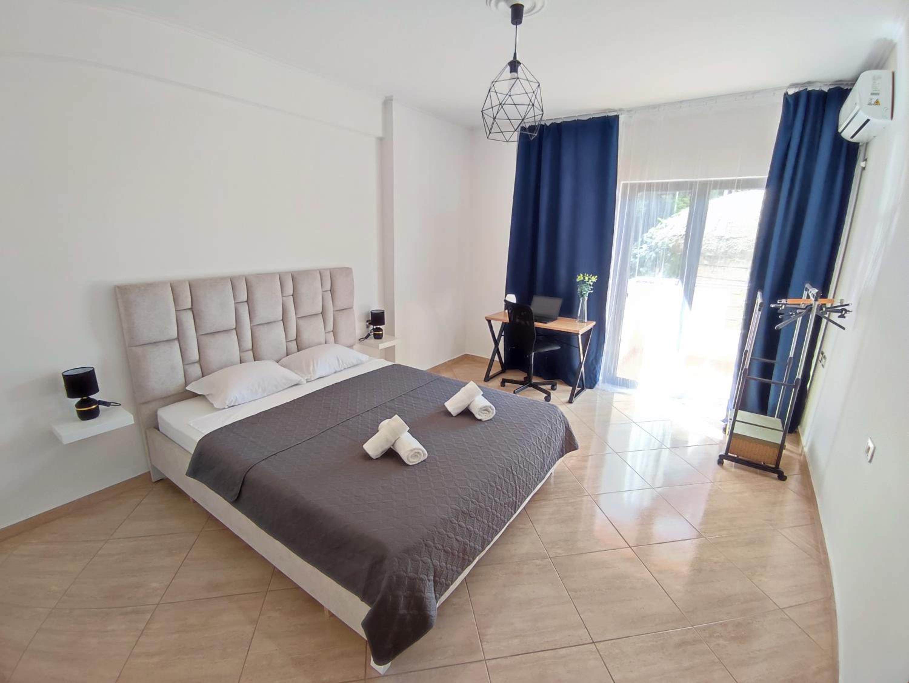 Yucca Apartment