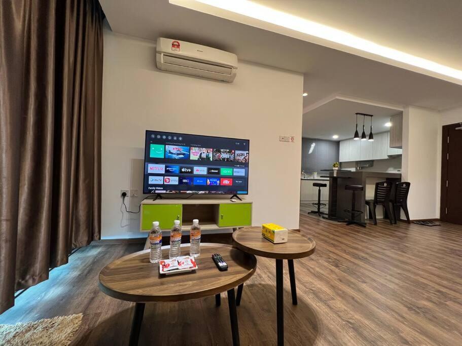 Jk VivaCozyStay 8Pax 2 BedR 1 BathR 1Carpark photo 4
