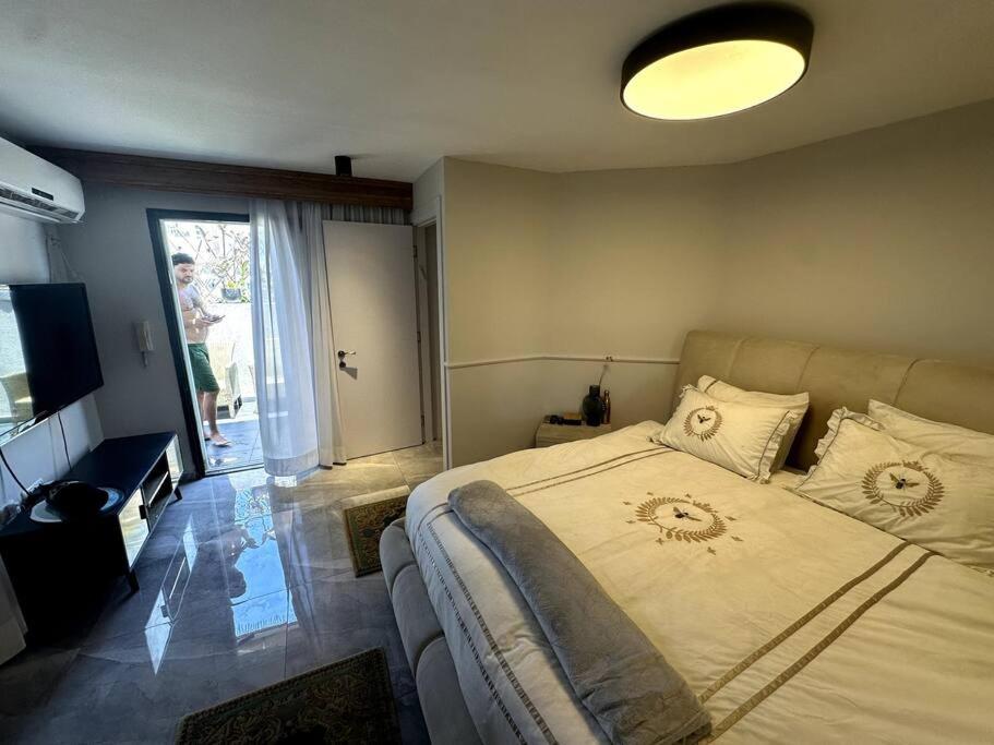 Penthouse and Versace