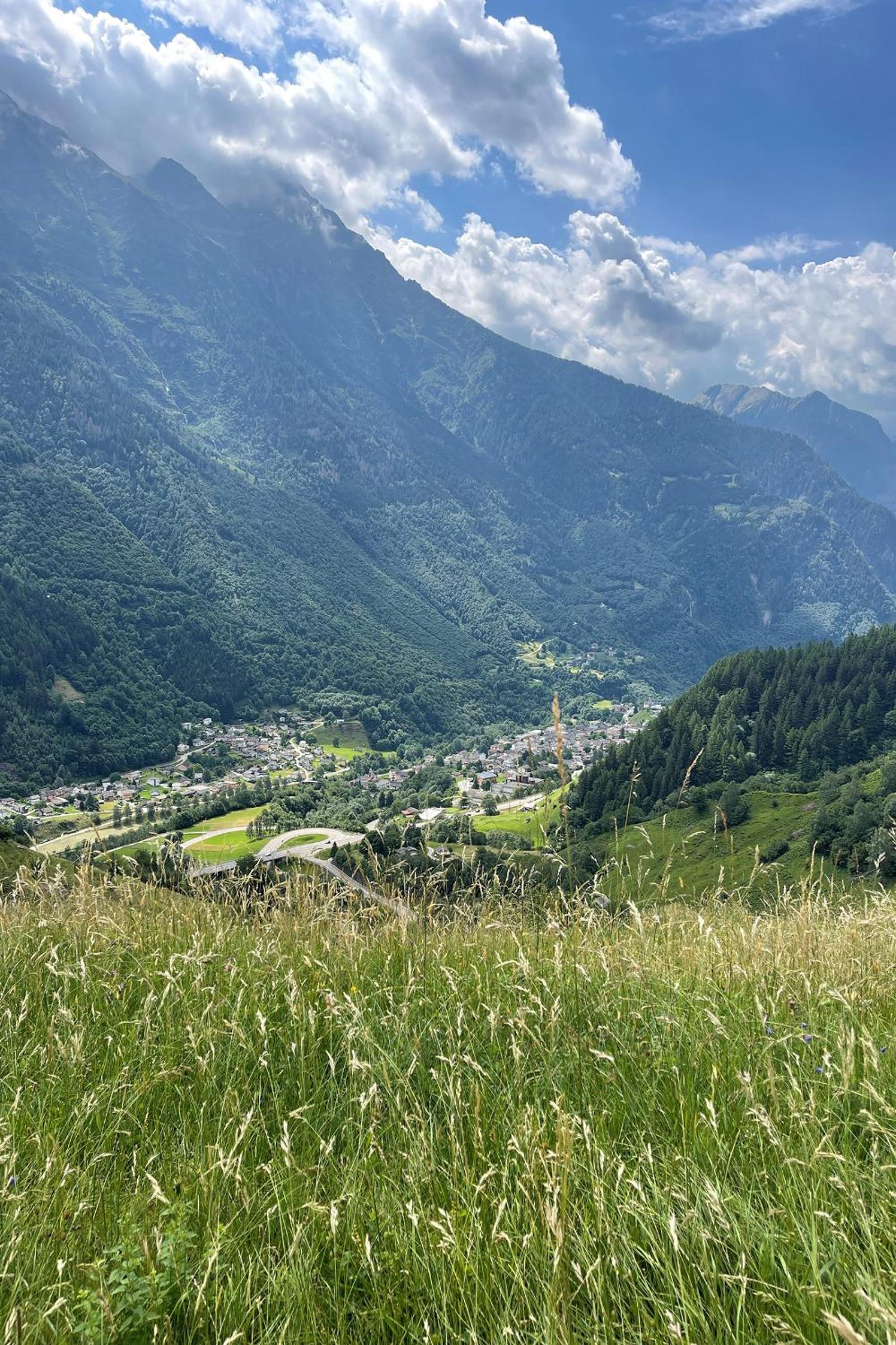 Maiensäss, Berghütte Pundelon - autark, voll ausgestattet, Ressourcen begrenzt