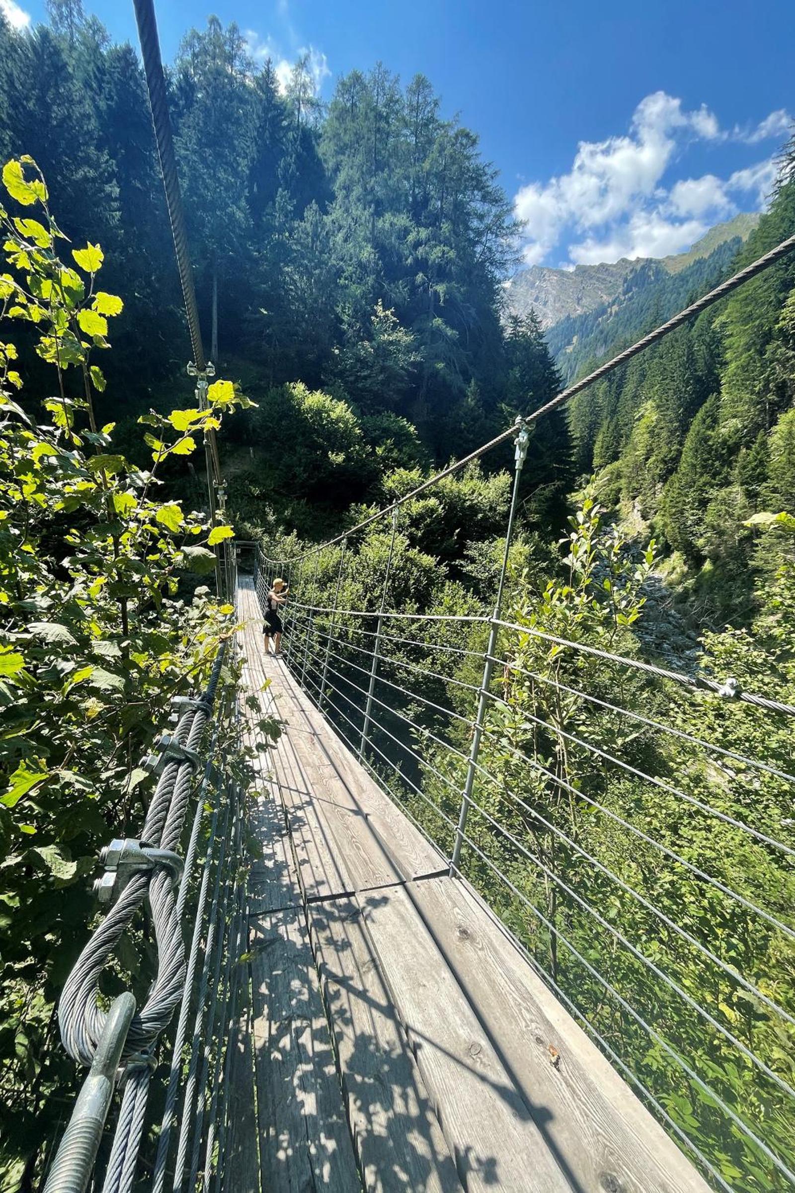 Maiensäss, Berghütte Pundelon - autark, voll ausgestattet, Ressourcen begrenzt