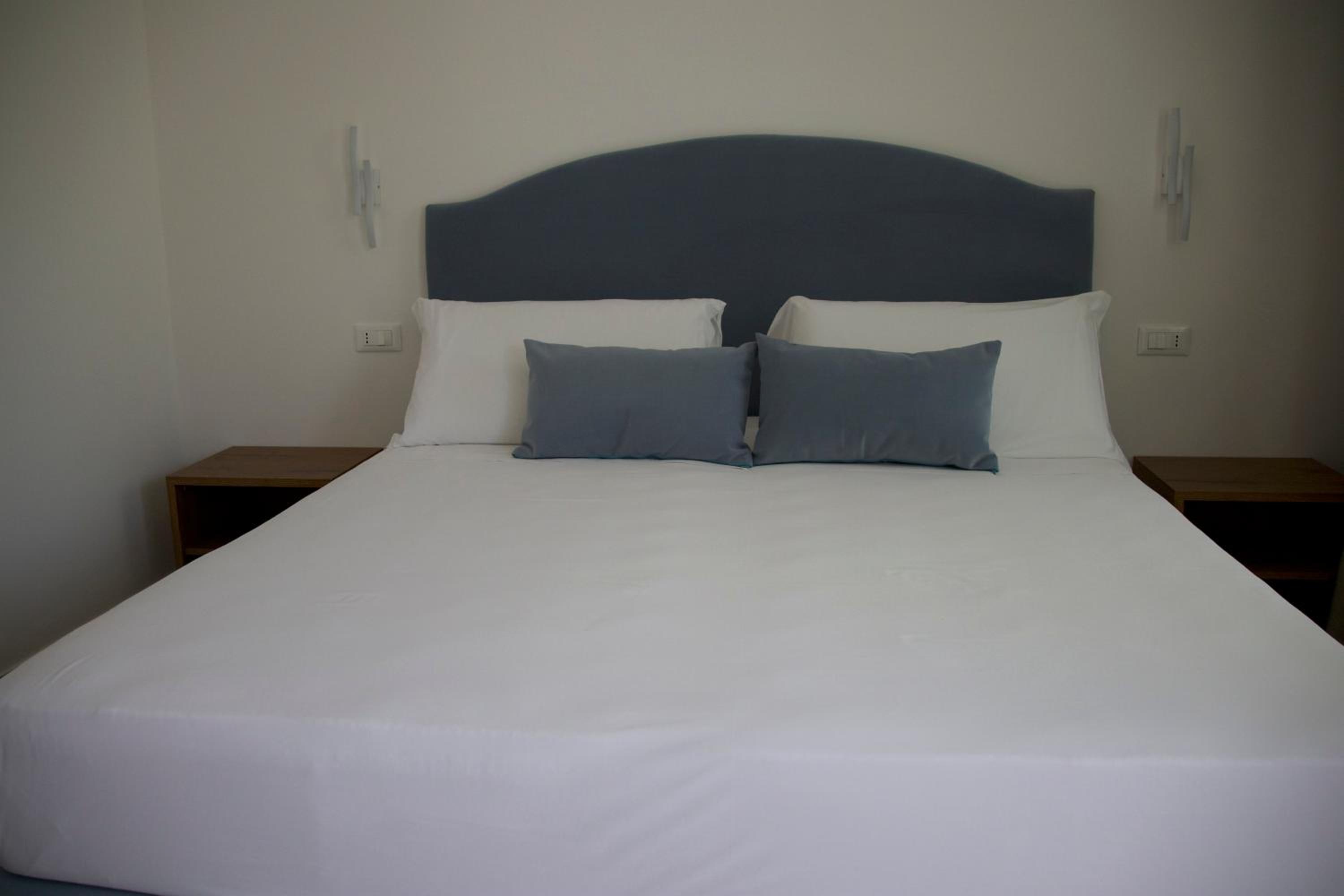 Galaxy Rooms Tropea photo 5