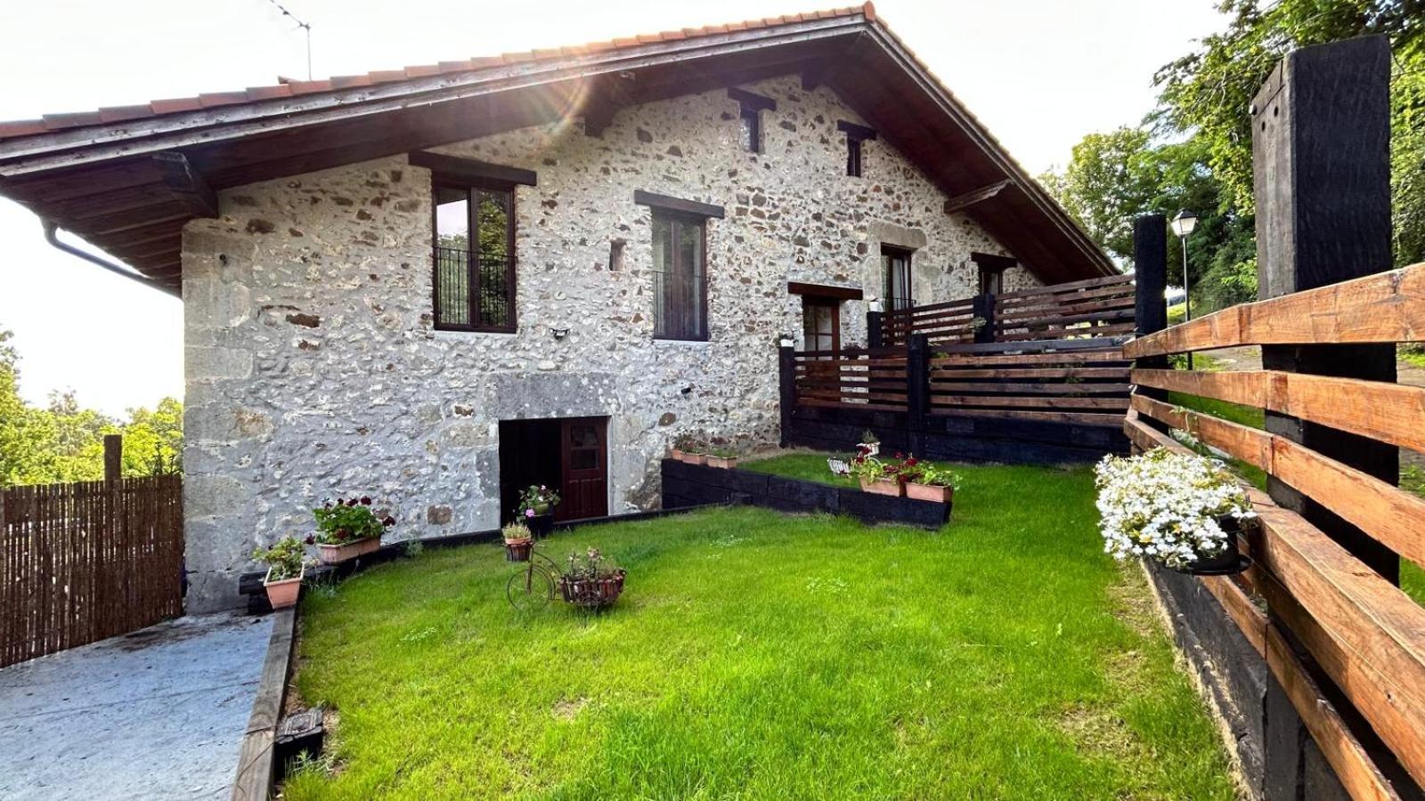 Apartamentos Iparagirre