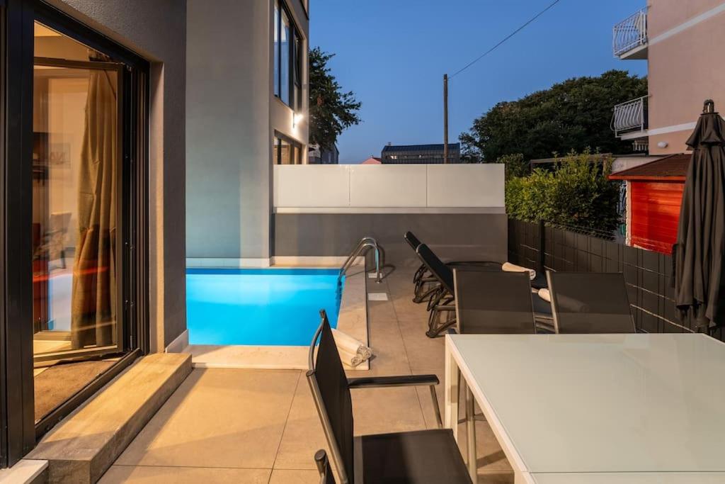 Casa Cadoc by Briskva
