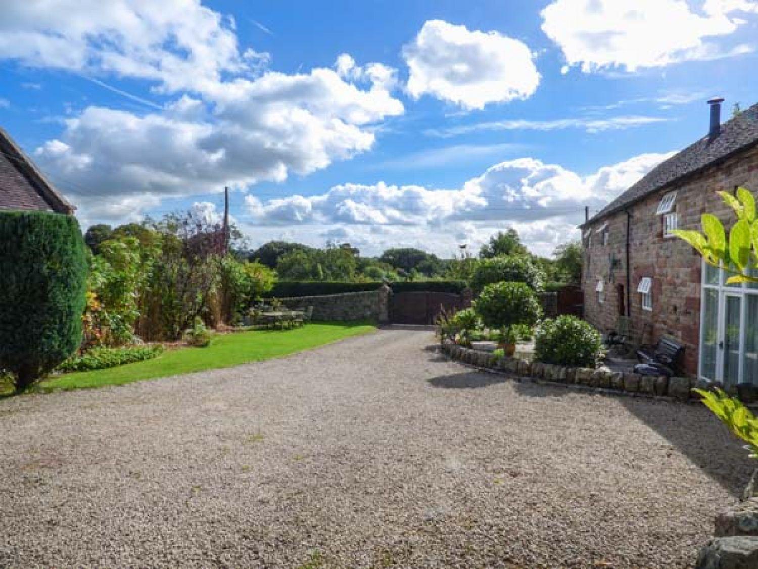 Meadow Place Barn