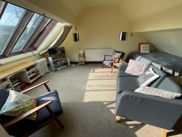 Meadow Place Barn