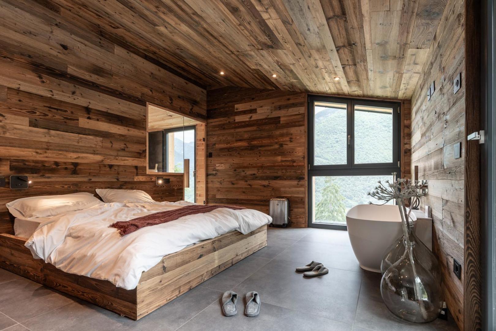 Ledarix Charm Chalet