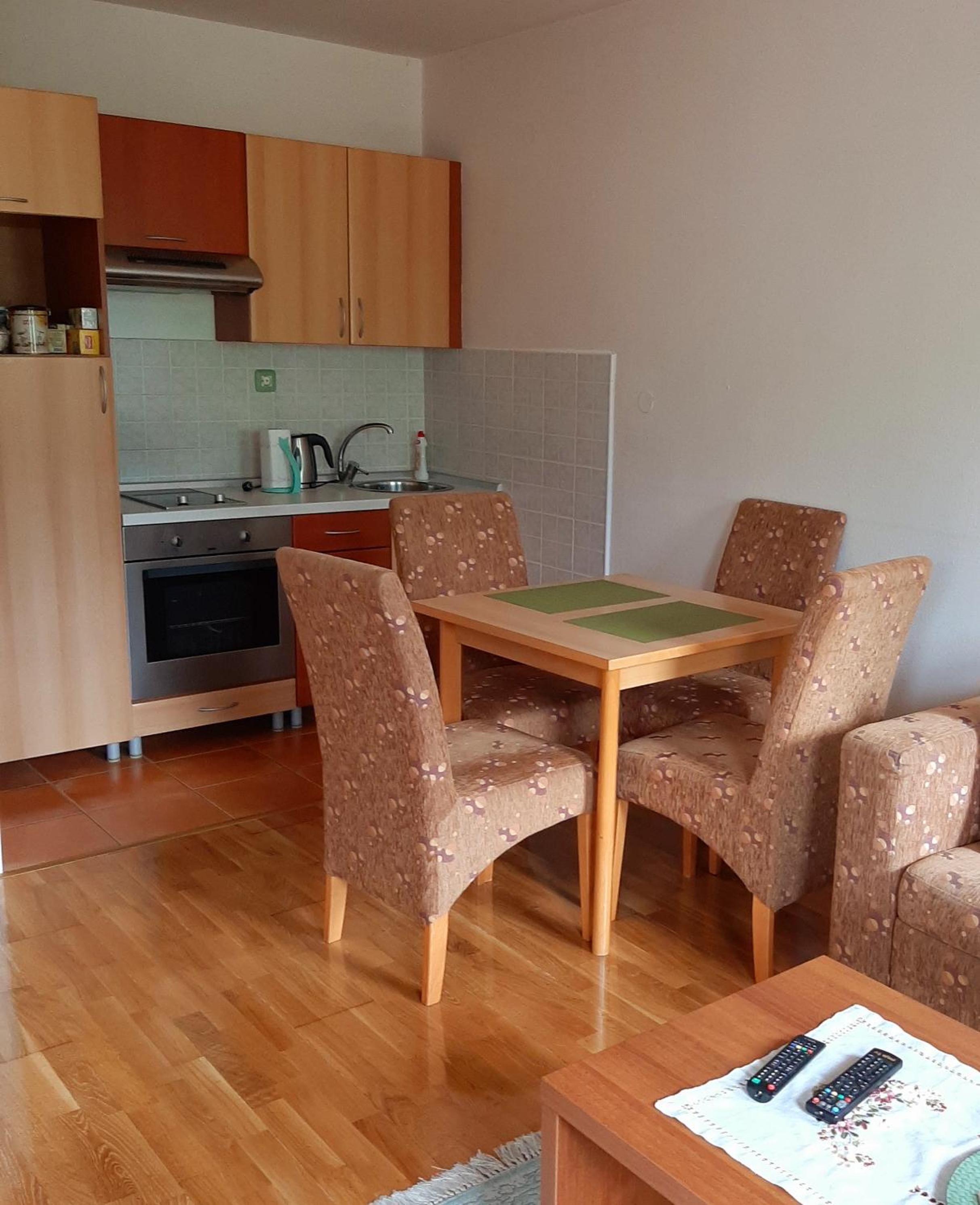 Relax Apartman sa garažom view 5