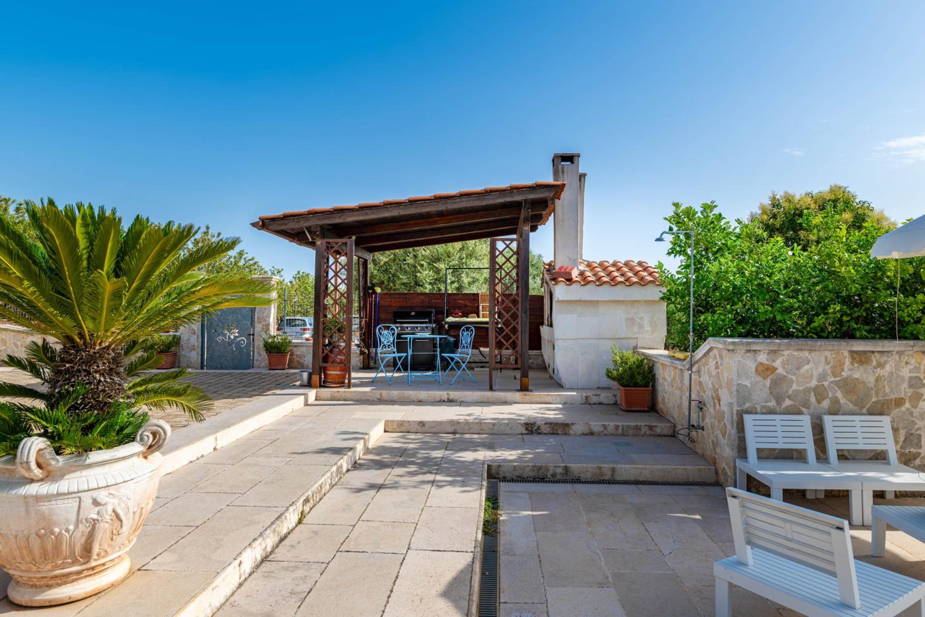 Villa del sole view 4