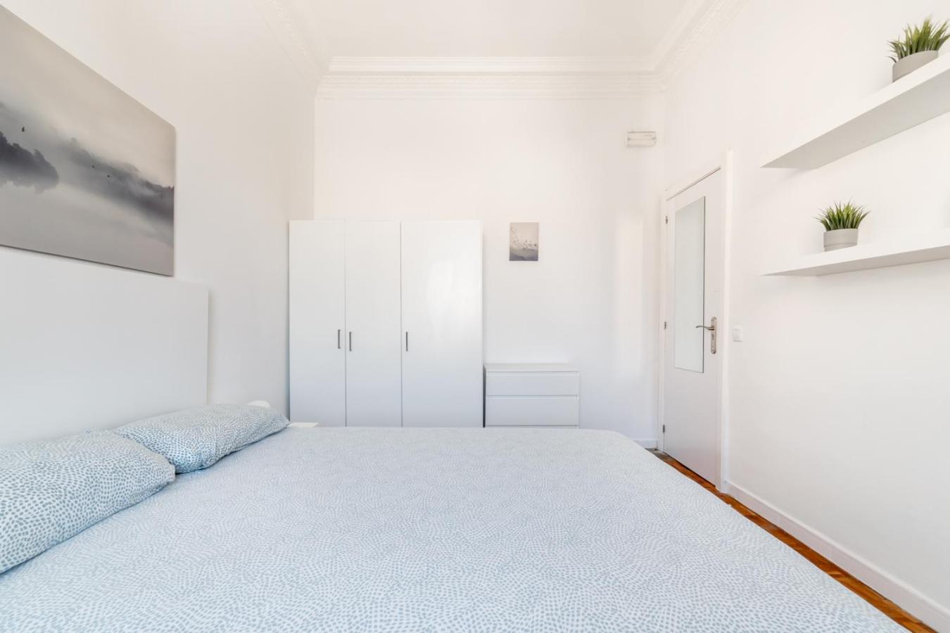 Balmes Private Rooms