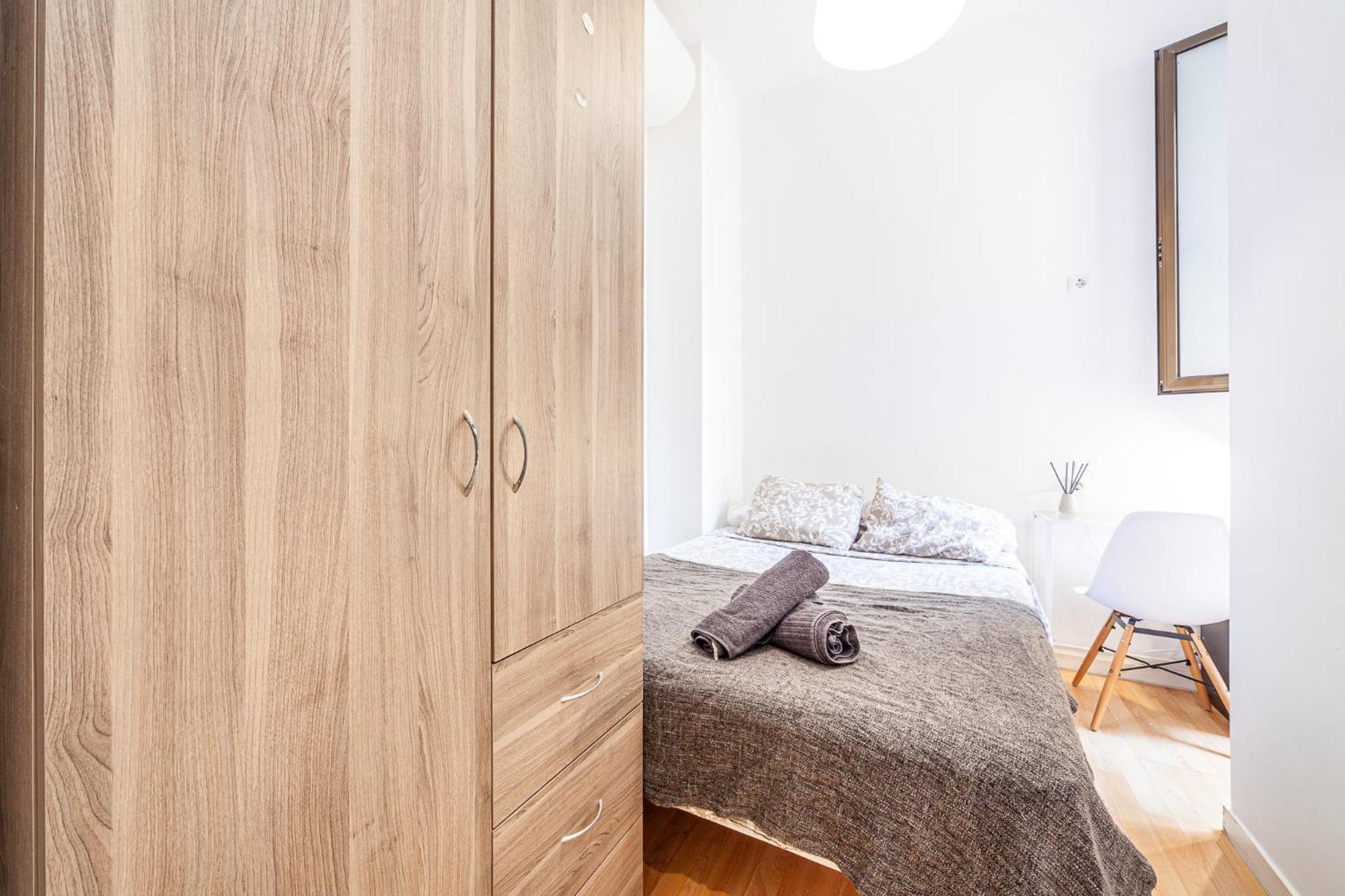 Balmes Private Rooms