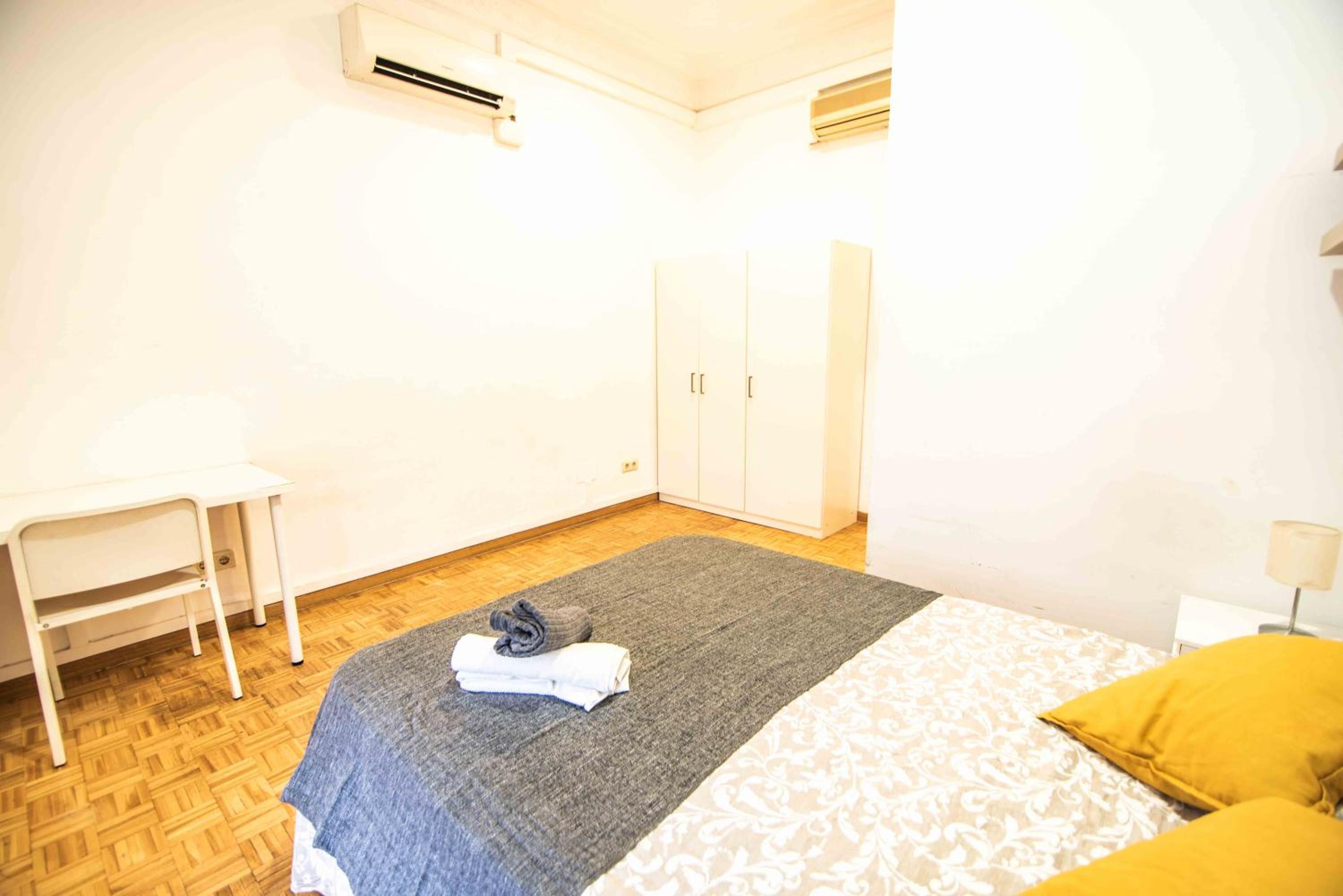 Balmes Private Rooms