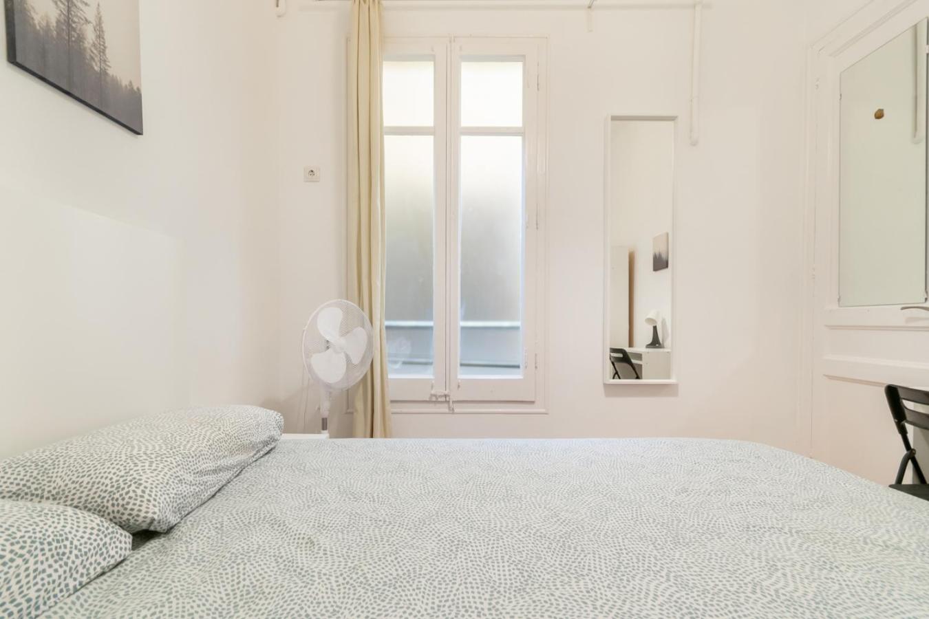Balmes Private Rooms