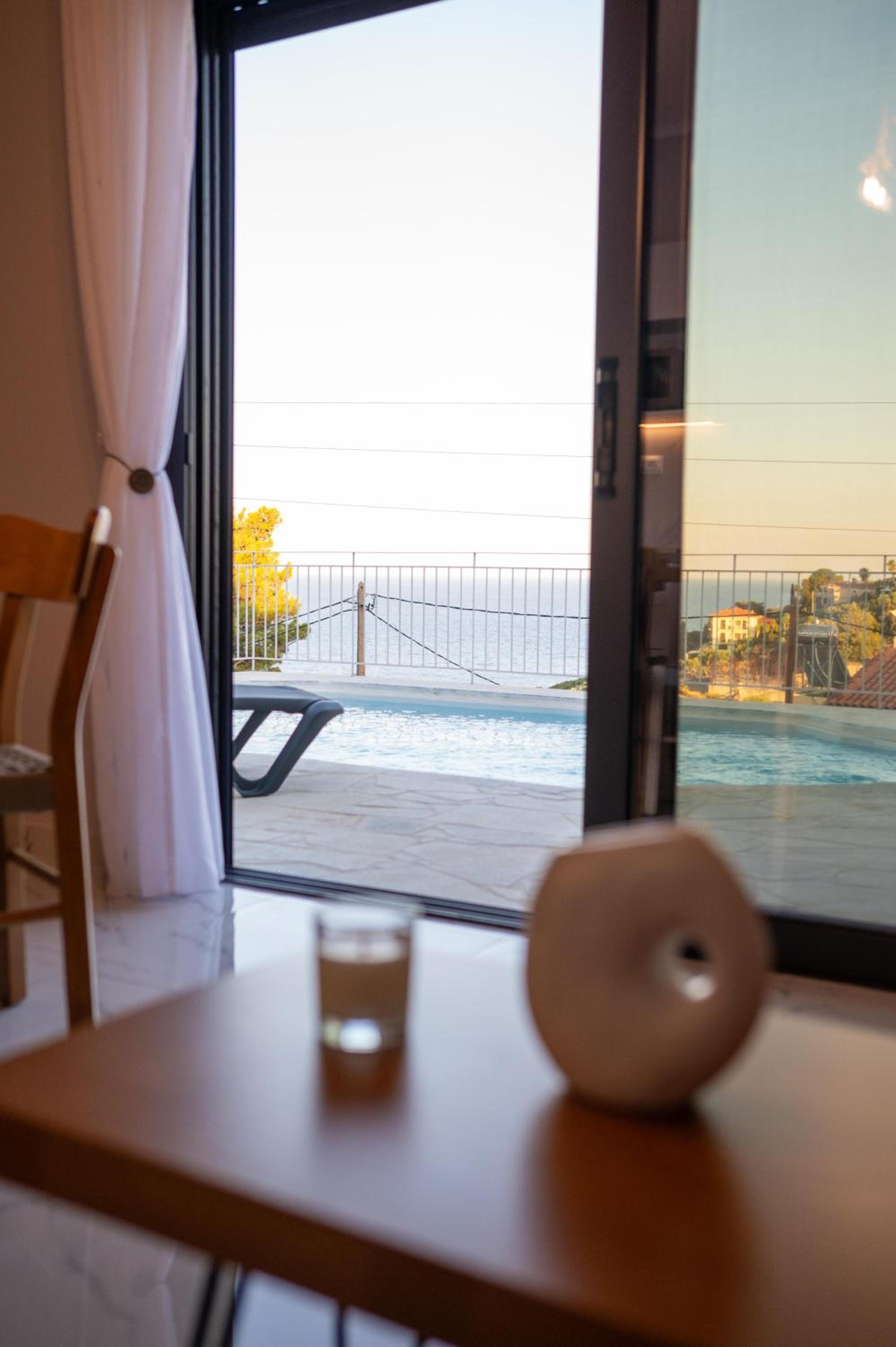Cranae Tranquil Luxury Villas