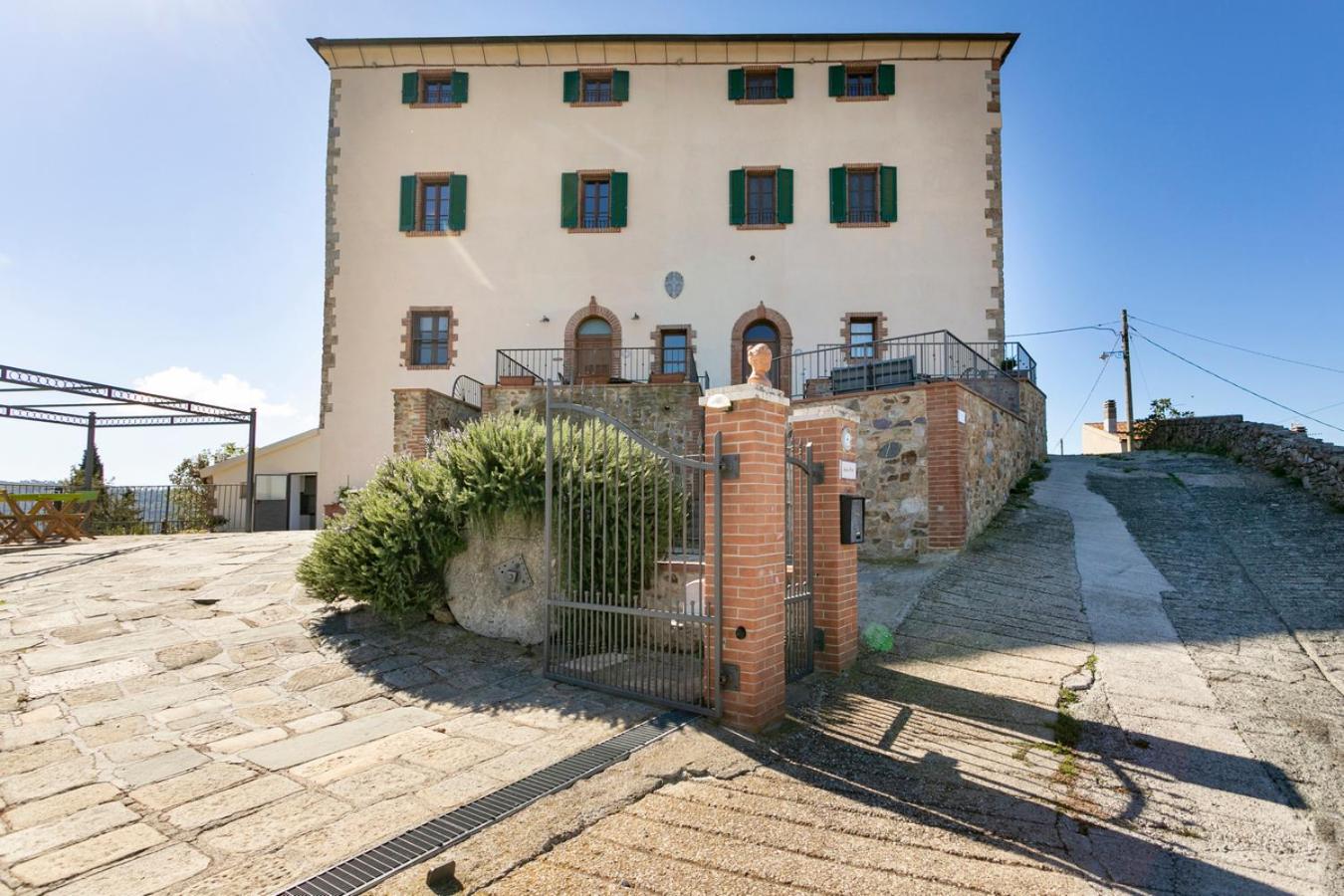 Villa Piccolomini - Relais di Charme view 2
