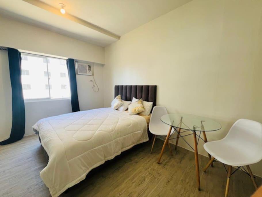 Brand new! Minimalist studio space view 2