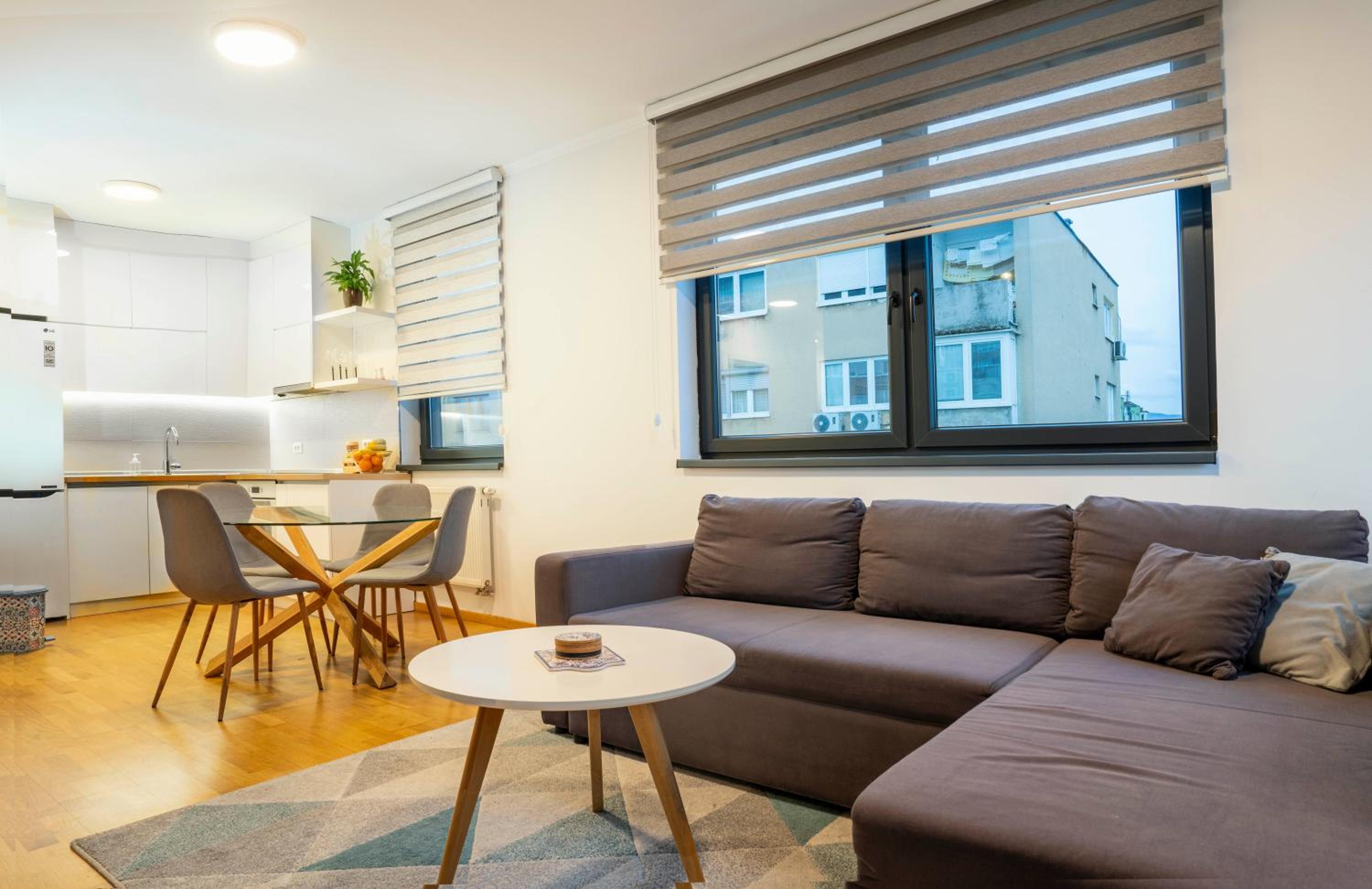 Sunny Modern 1-Bedroom Apartment