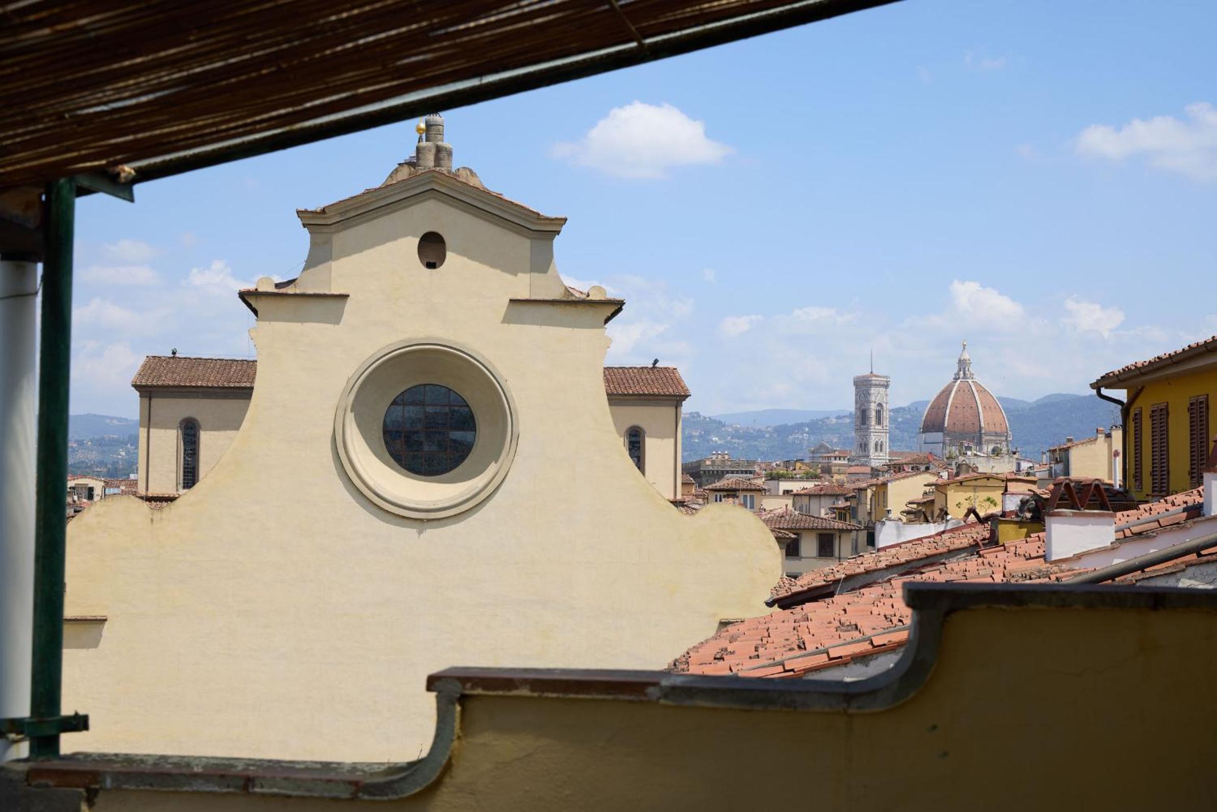 Santo Spirito Terrace Apartment with a view