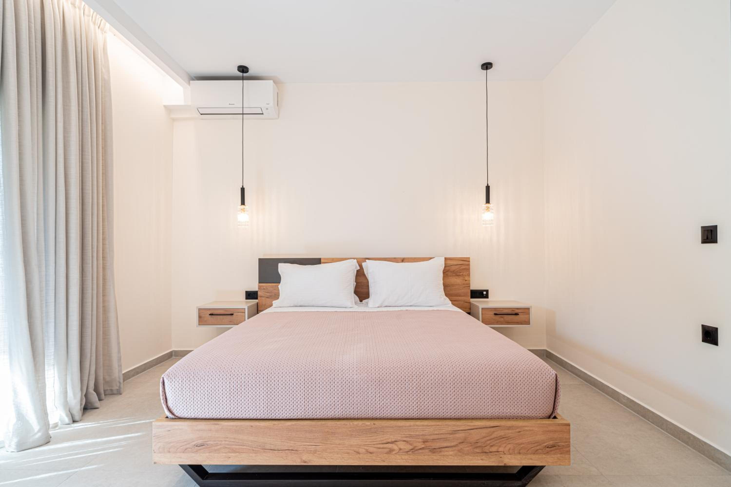 Aetheria Suites photo 5