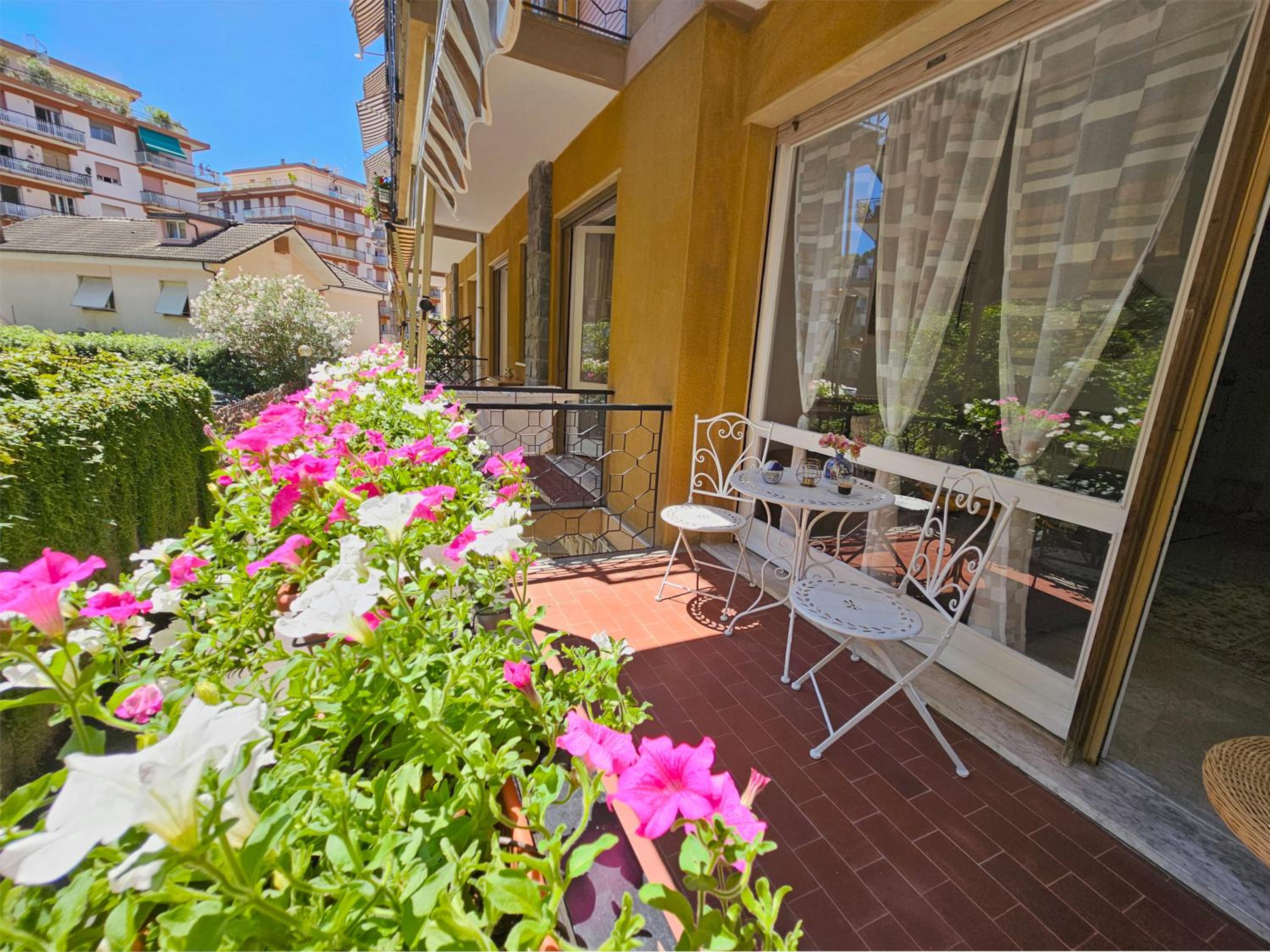 Casa con giardino vicino al mare