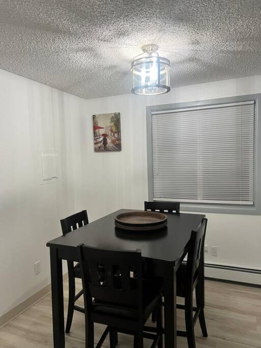 Hotel Beautiful downtown Anchorage 2 - Image 1