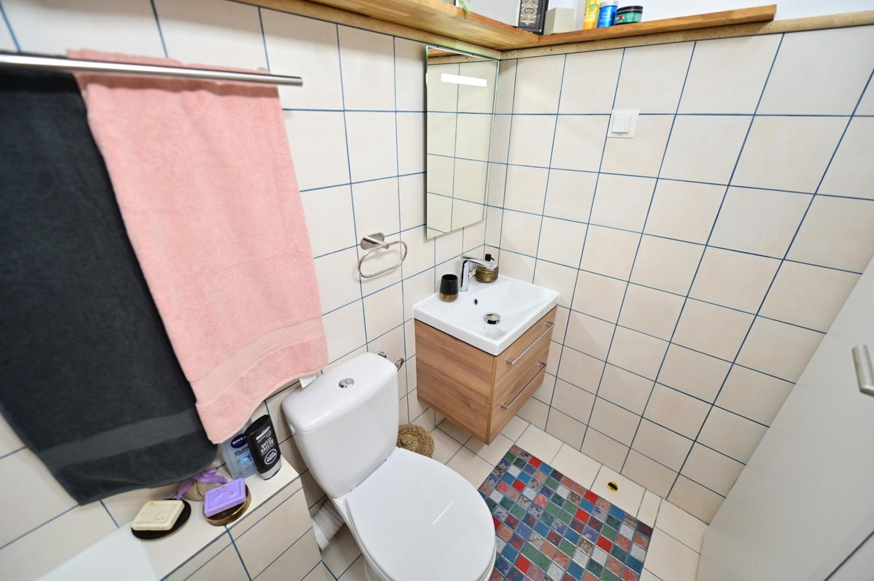Photo 23