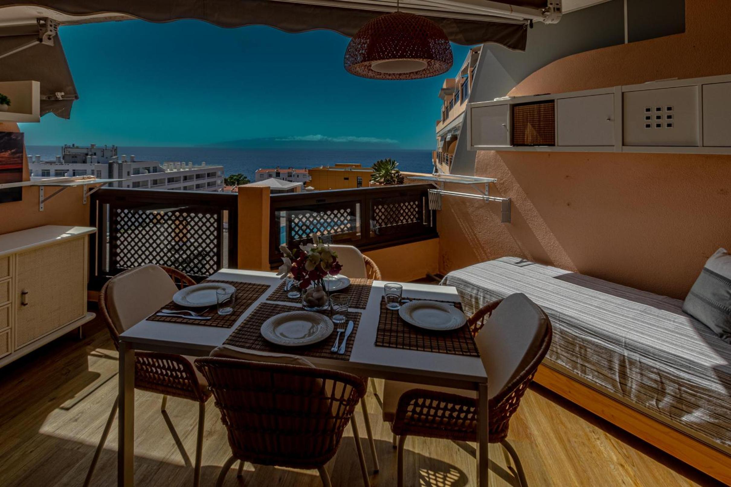 Ocean View Sunset Apt by Dream Homes Tenerife