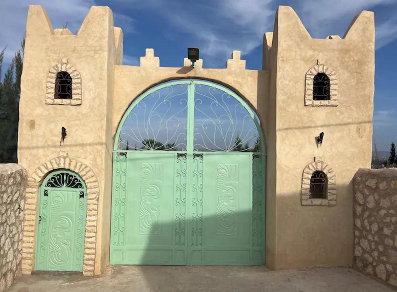 Dar Mimosa
