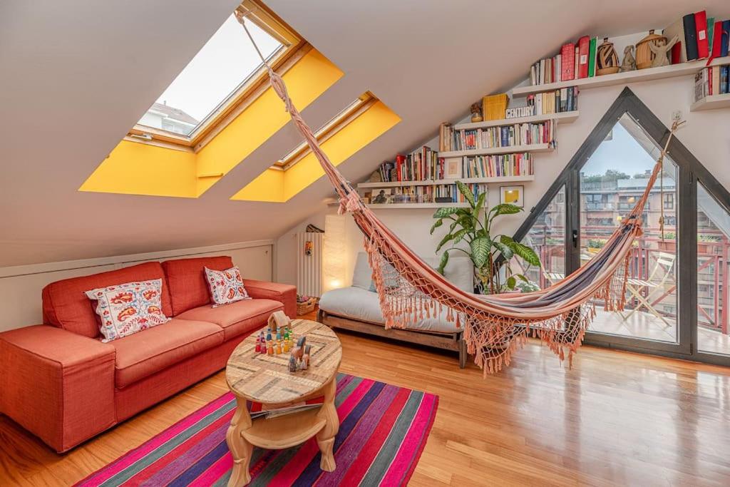 The colorful nest
