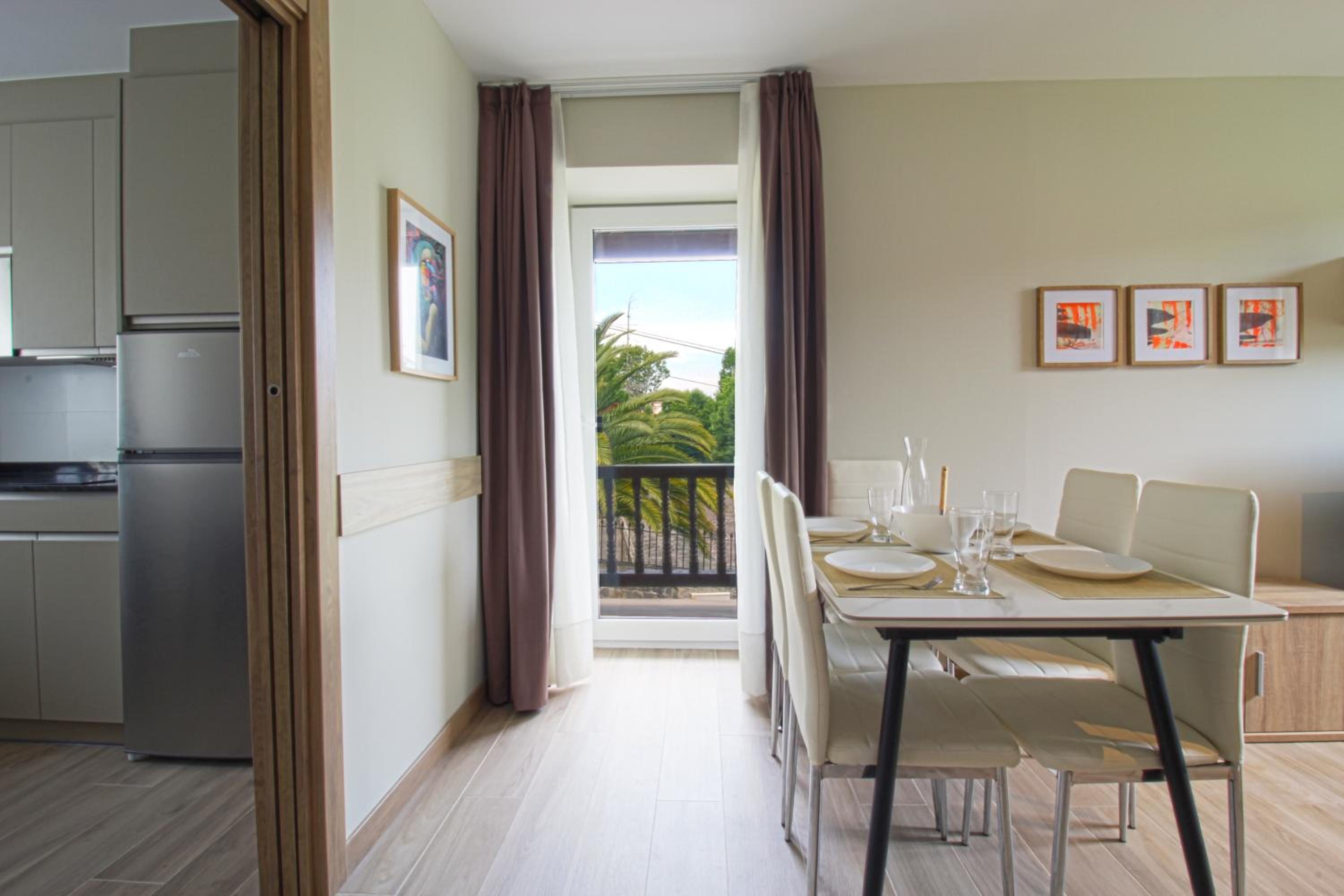 Apartamentos Turísticos La Pontificia