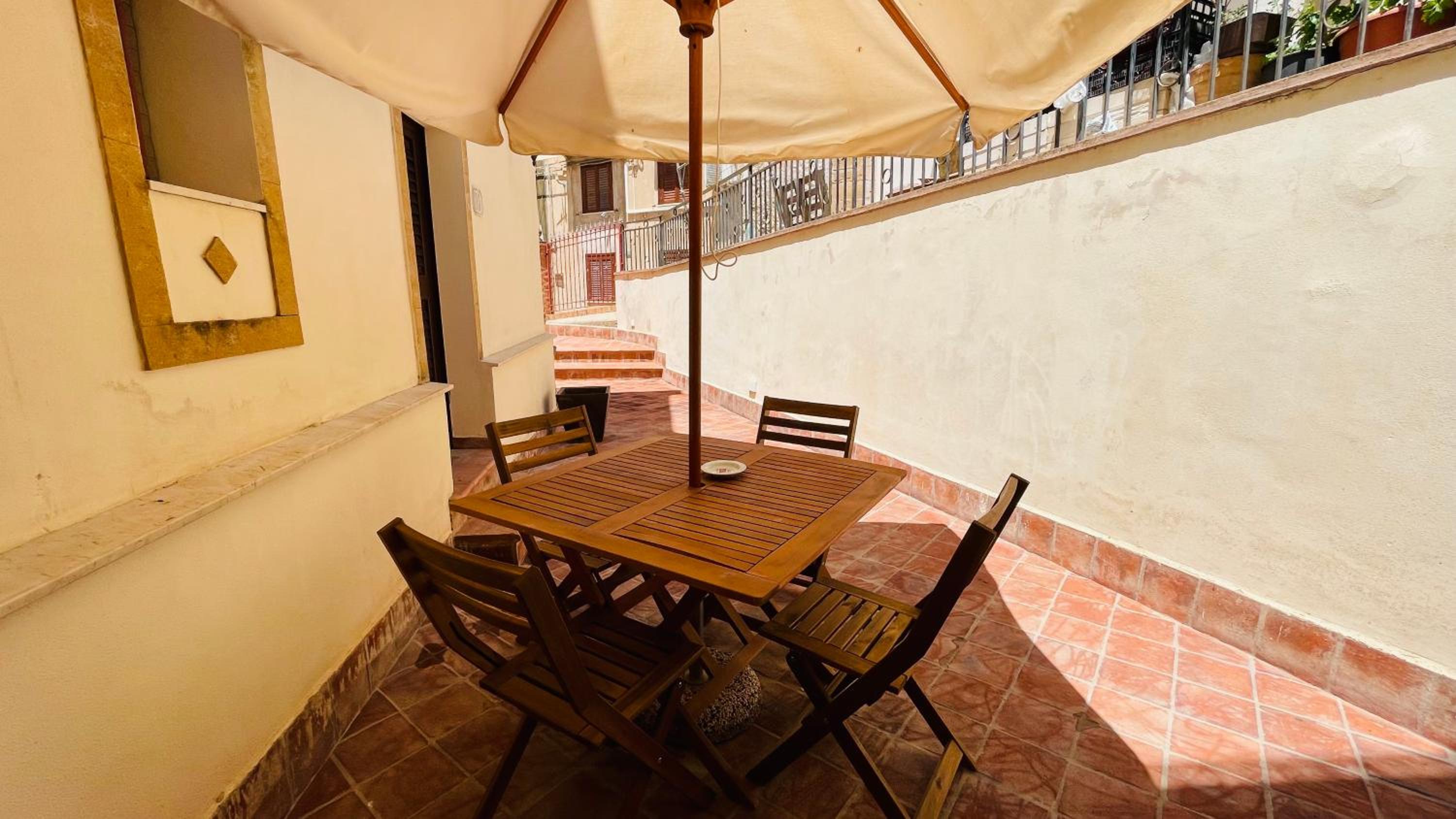 La Marca Apartment en Sciacca — balance & terrace