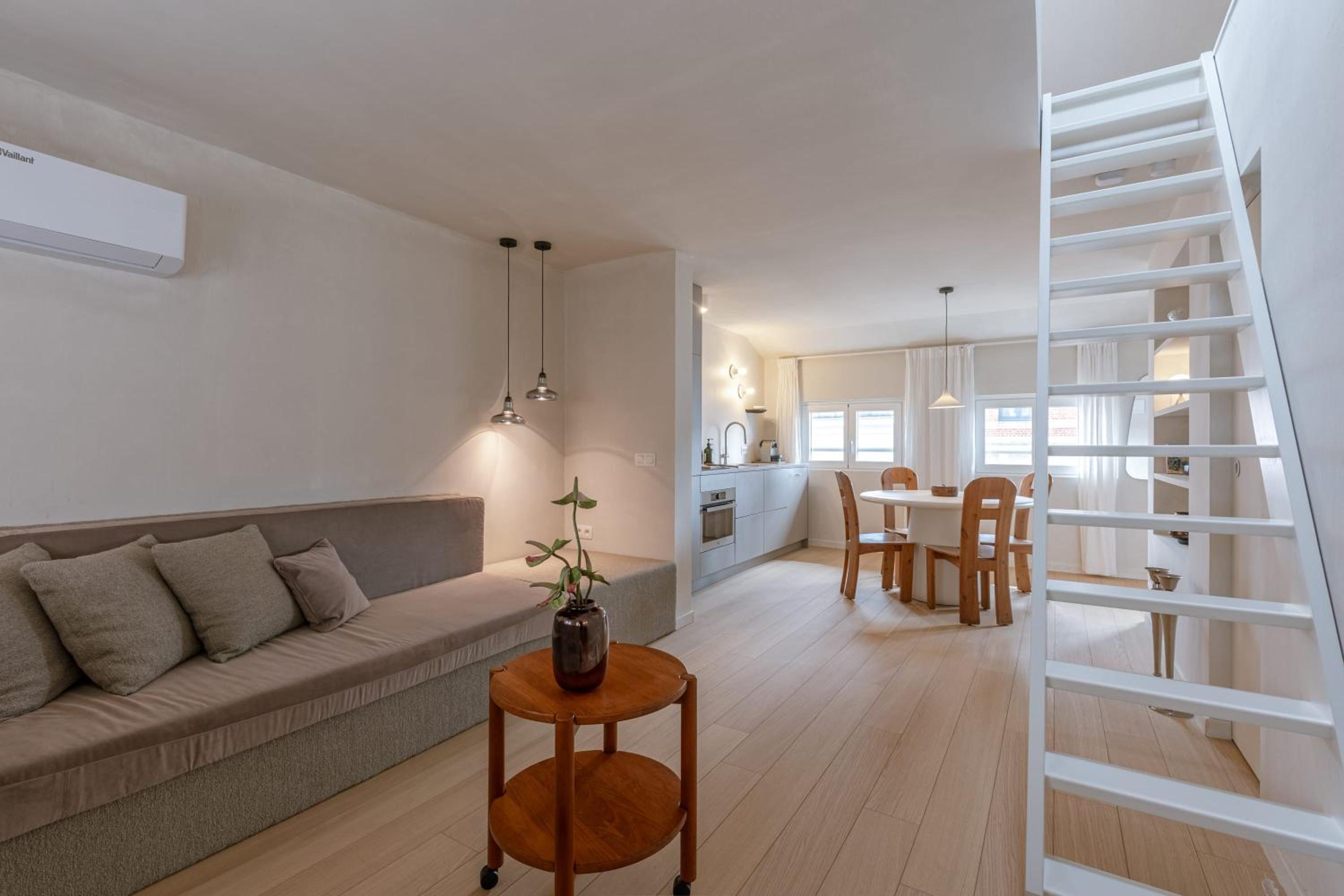 Urban getaway for two in the heart of Antwerp