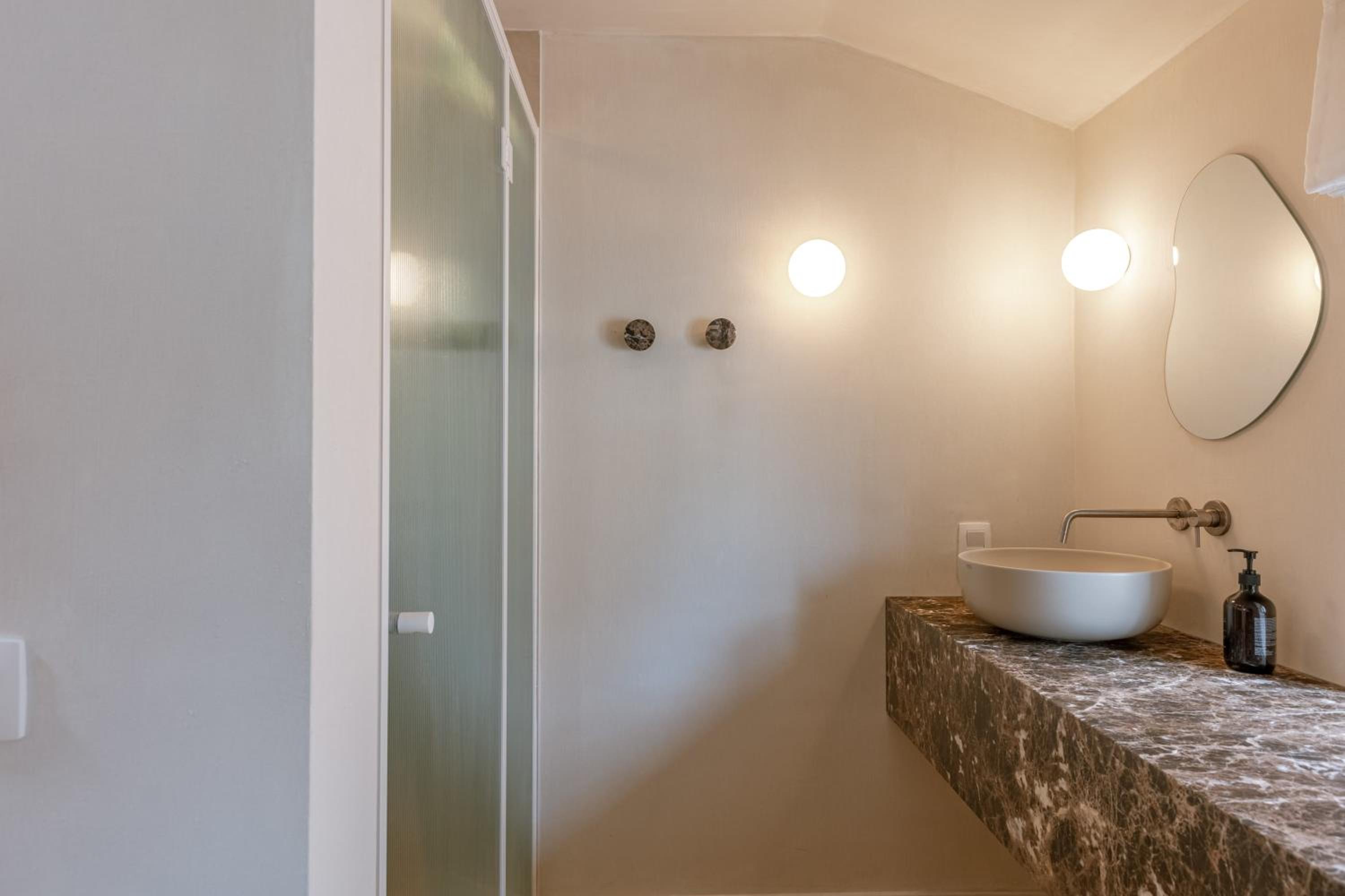 Urban getaway for two in the heart of Antwerp